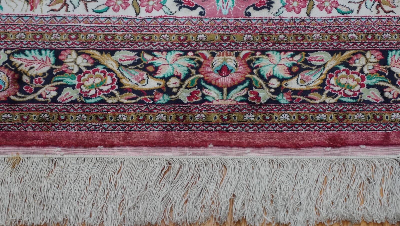 Stunning Pure Silk Hand Knotted Birds Flowers Oriental Rug 3’6″ x 5’3″ Excellent