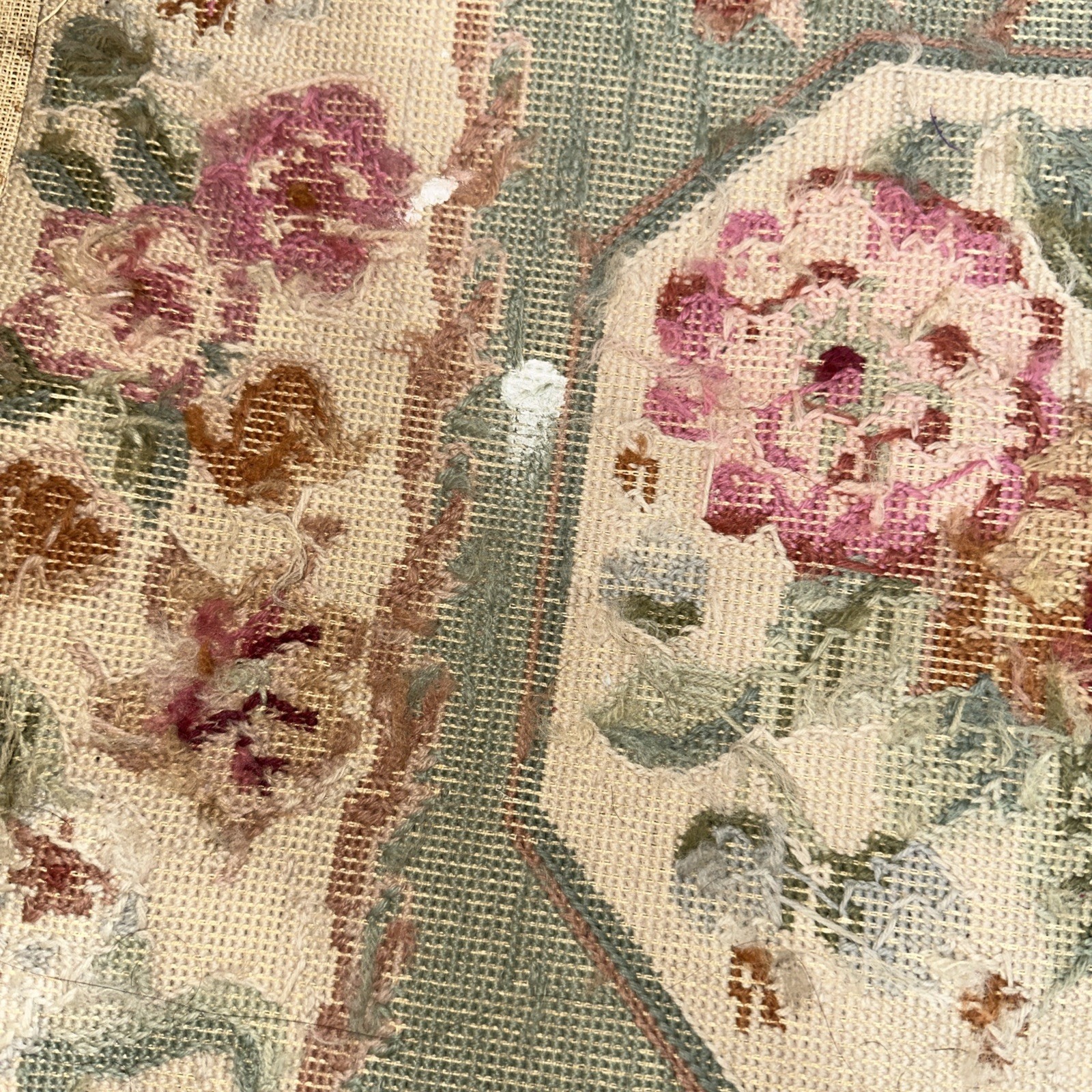 Vintage French Style Aubusson Pictorial Design Chain stitch Rug 35″ x 60read all