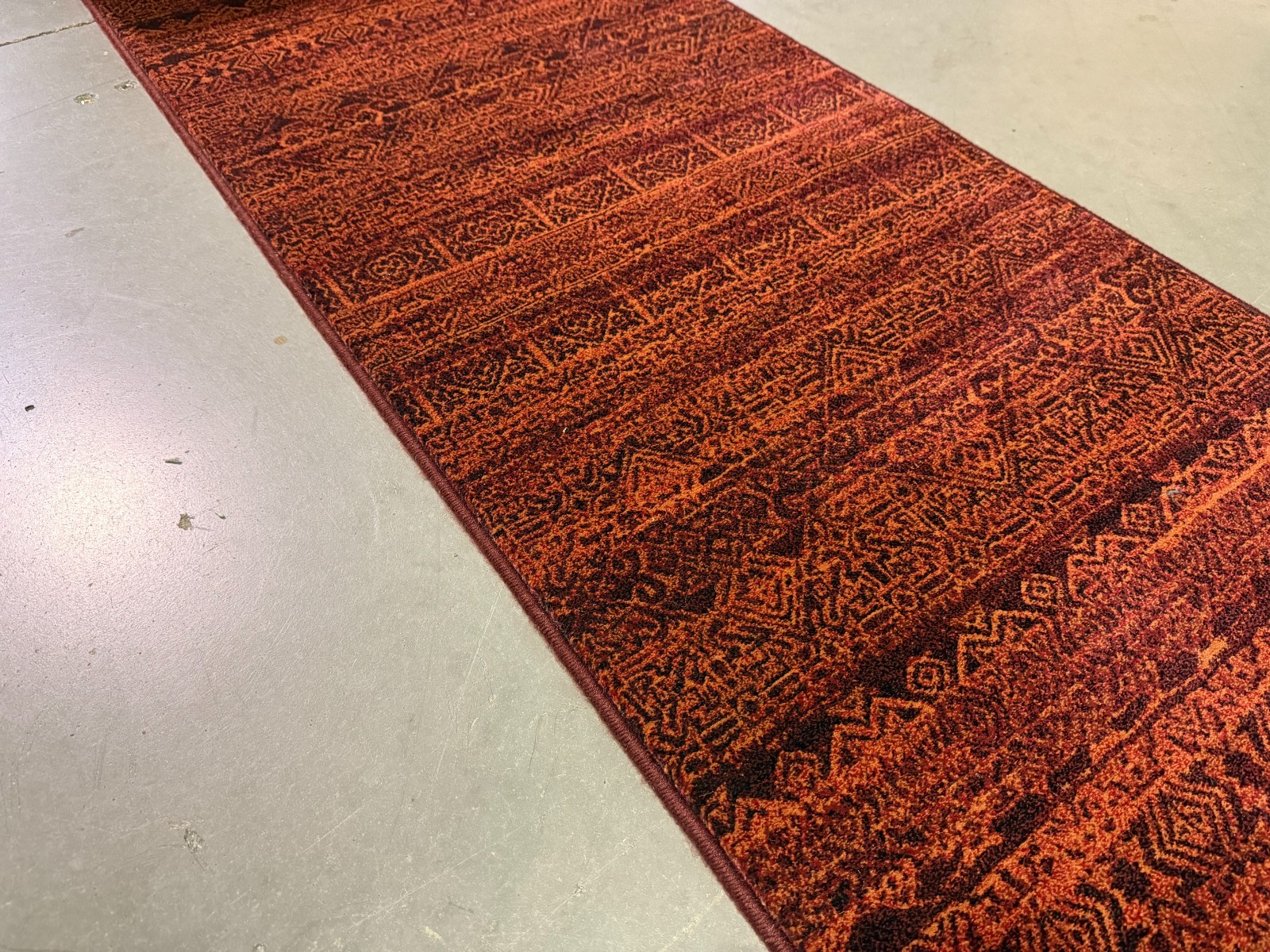 BELGIUM HALLWAY / STAIR RUNNER RUG CARPET 26″ WIDE, 36 FT LONG