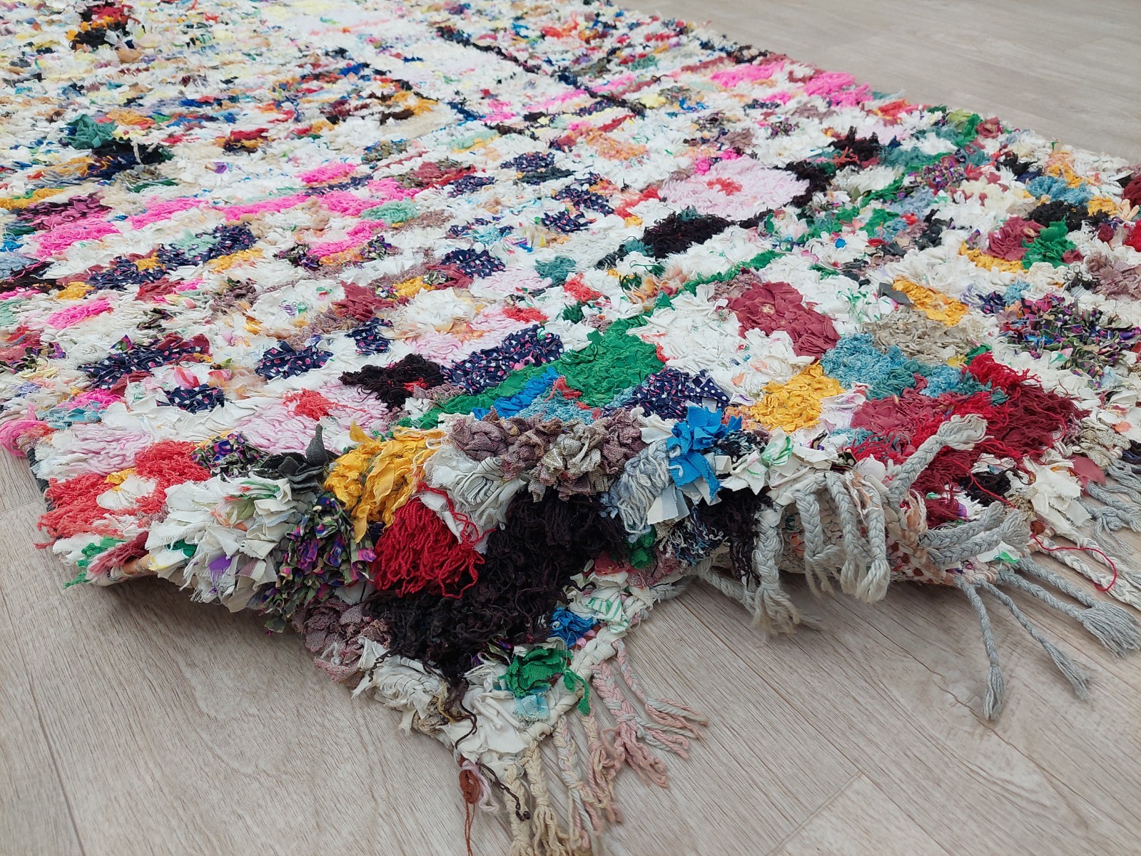 Vintage Moroccan Berber Runner Rug 3’8”x7’8” Tribal Boho Handmade Boucherouite