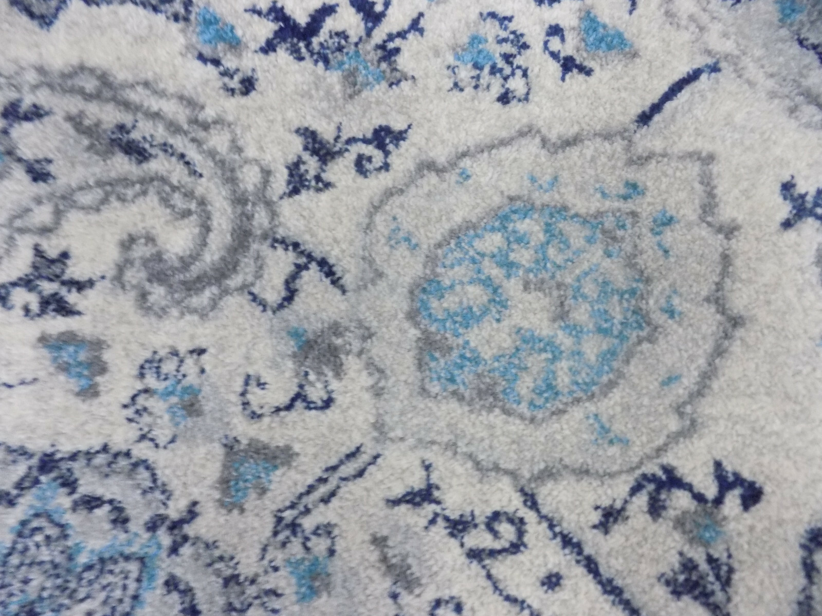 CREAM / LIGHT GREY 9′ X 12′ Back Stain Rug Reduced Price 1172597584 MAD600C-9
