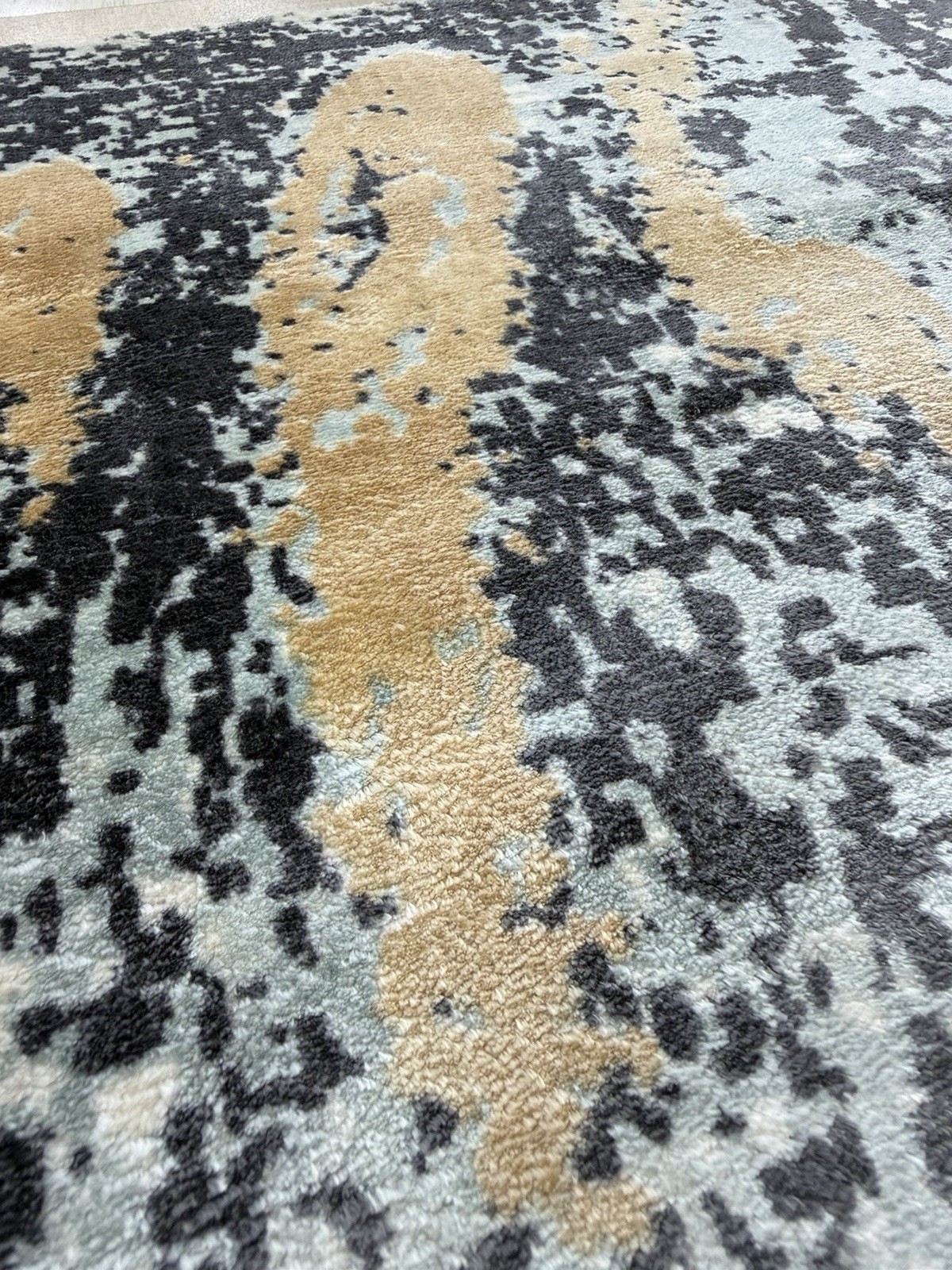 Hand Woven Modern Viscose Rug 2×3 ft Golden Nautical Home Decor Rug for Bedroom