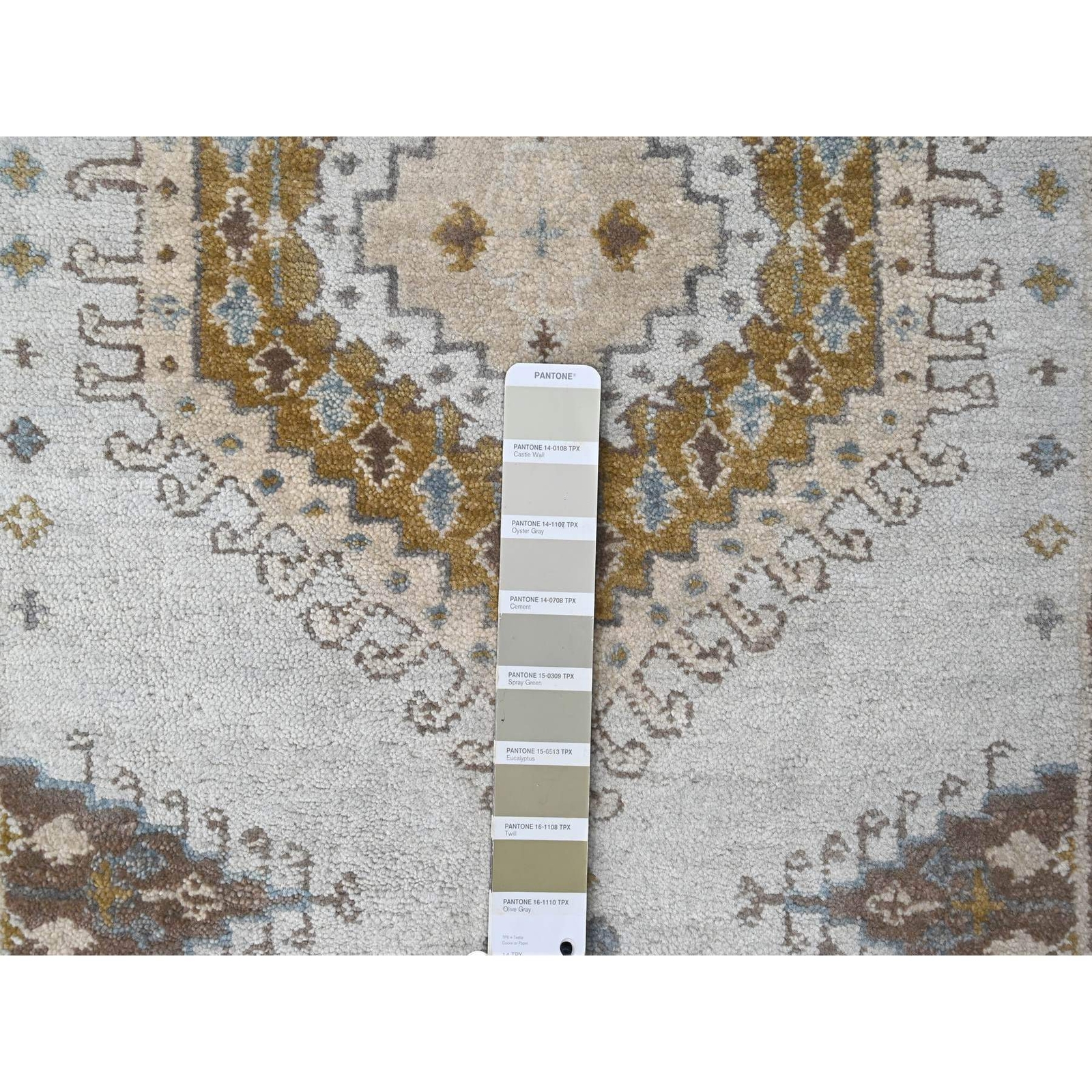 2’7″x19’10” Gray Hand Knotted Pure Wool Zoroastrian Village XL Runner Rug R84923
