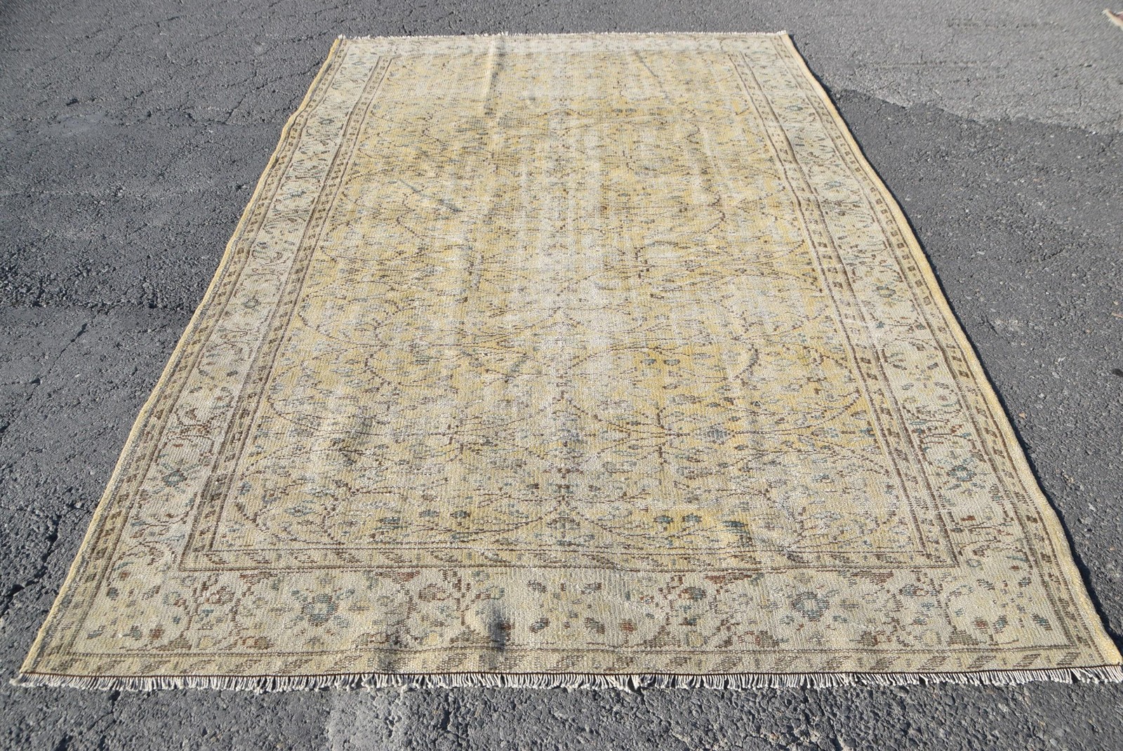 Vintage 6,5×10,1 ft Rug, Large Turkish Rug, Yellow Brown Animal Print Rug