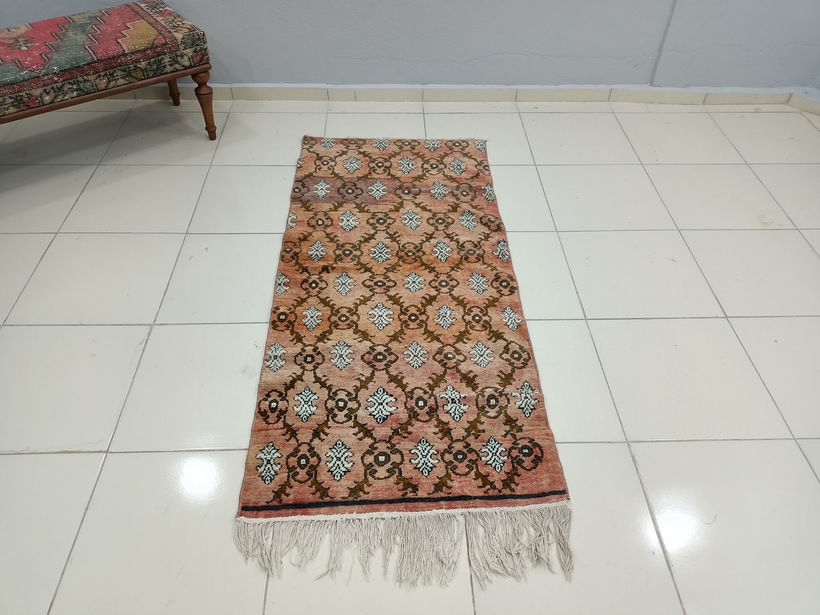 Turkish Vintage Rug Pink Aztec Wool Handknotted 2.6×5.8 Feet VT611