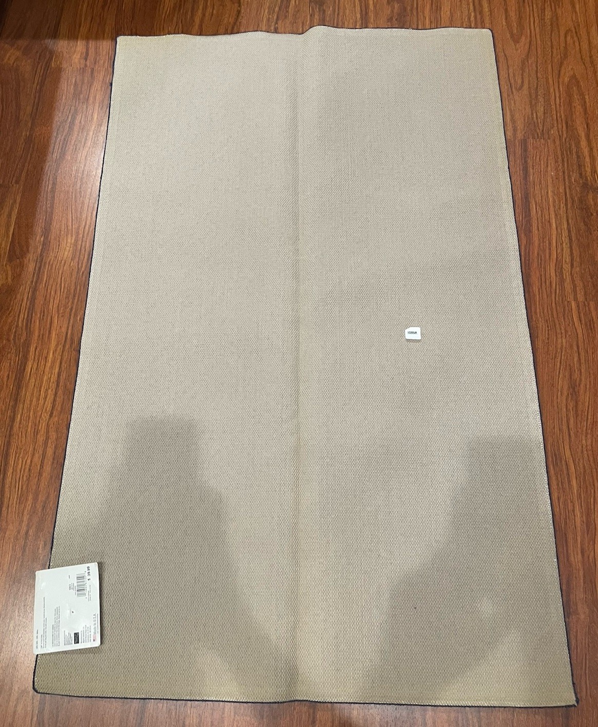Accent Rug 20×30 Blue And White Geo Design Made In USA 48”x30” Skid Resistant
