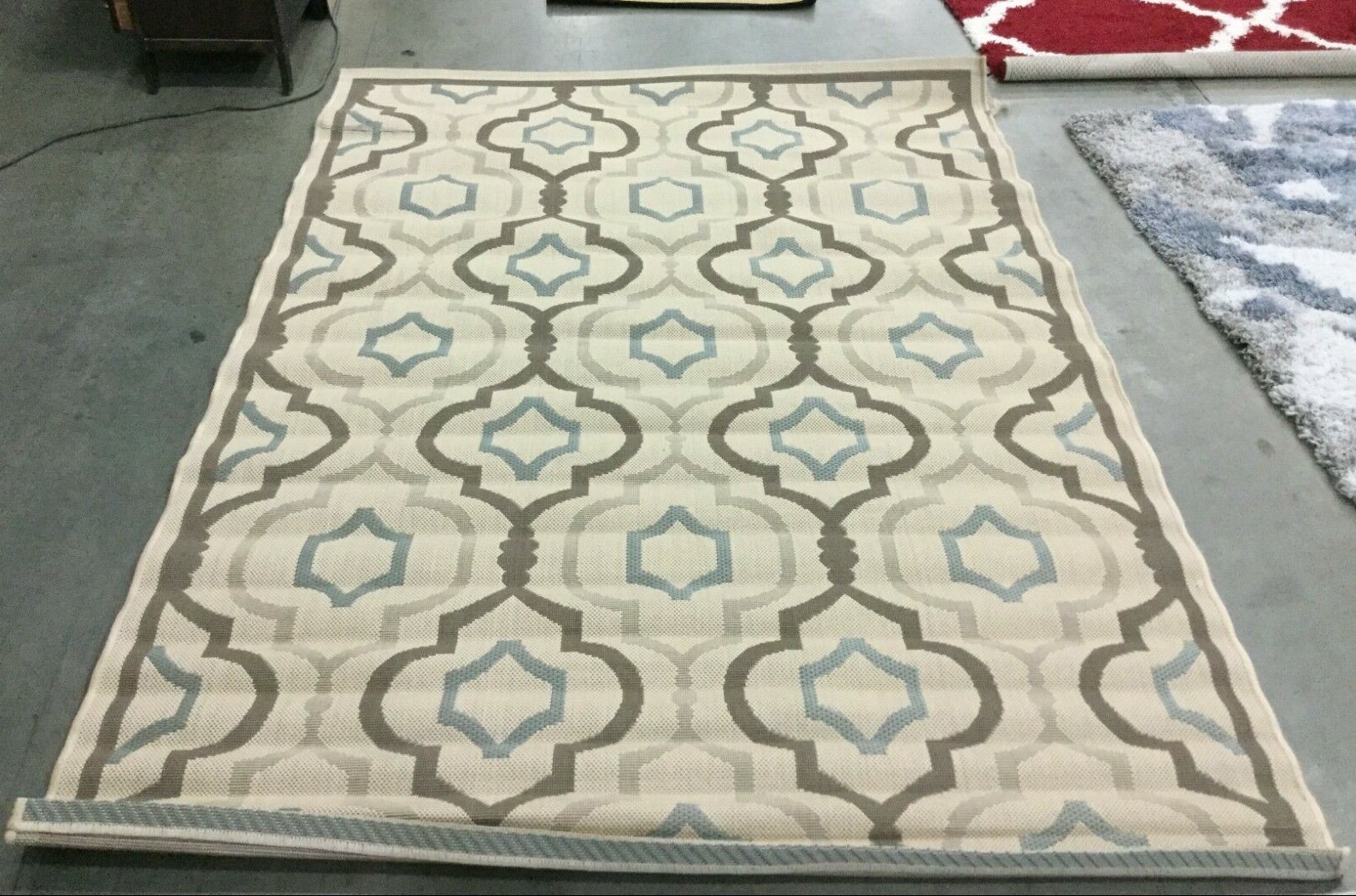 BEIGE 5′-3″ X 7′-7″ Damaged Binding Rug, Reduced Price 1172631400 CY7938-79A18-5