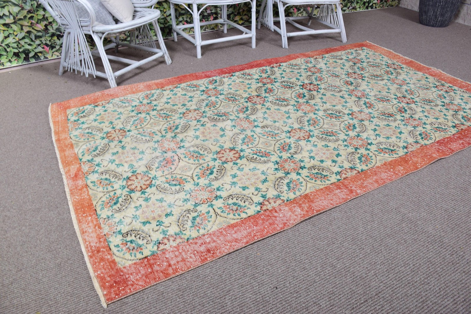 Turkish Vintage Rug 4,8×7,8 ft (147×238 cm), Red Polka dot Wool Rug