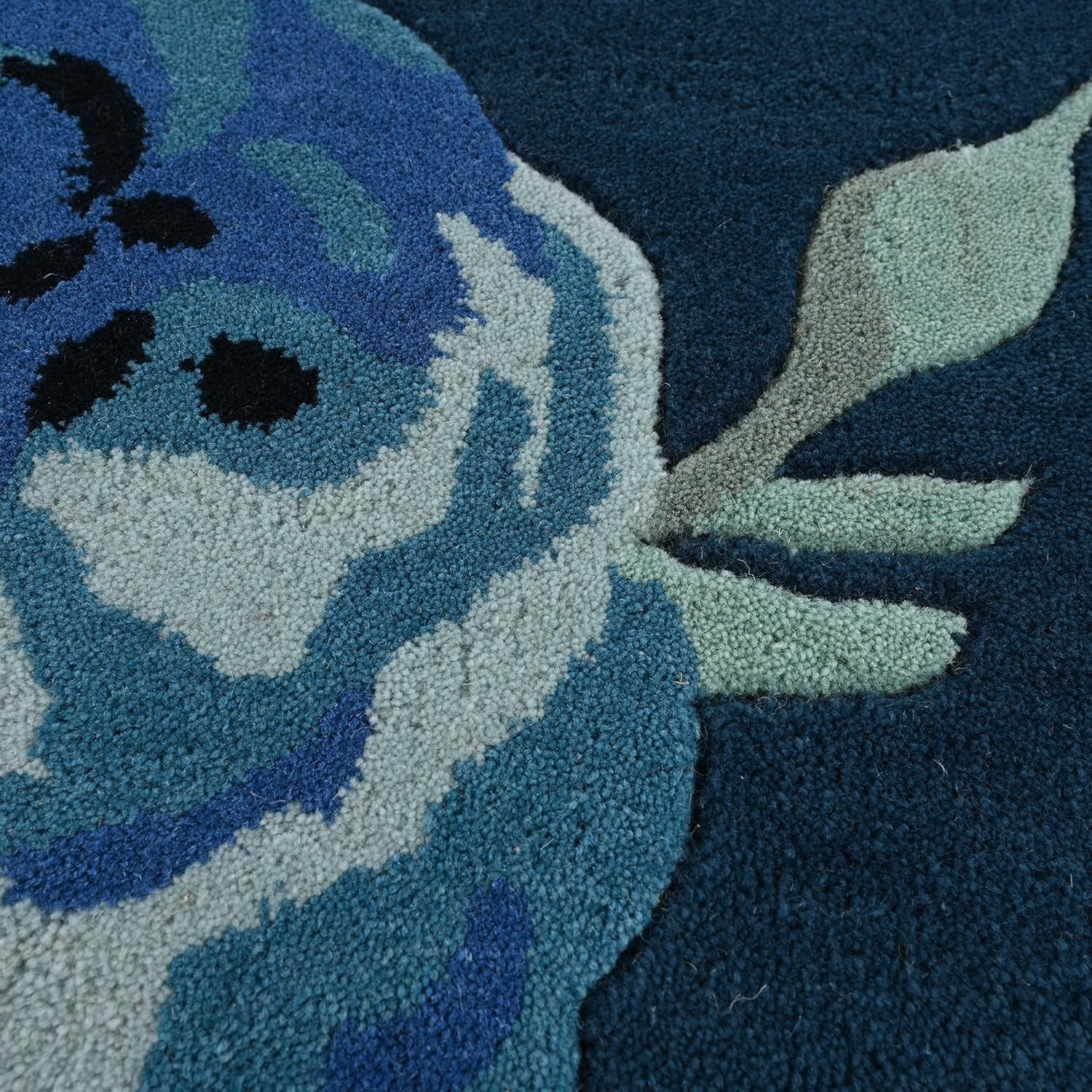 Rose Floral Wool Area Rug | Modern Rug | Tufted Wool Rug | Designer wool Rugs