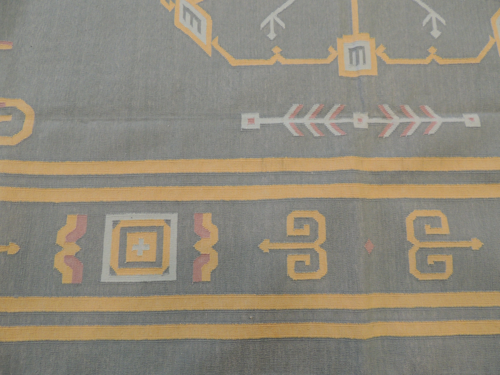 Dhurrie Durry 6×9 Reversible Area Rug Geometric design Blue Gray yellow wool