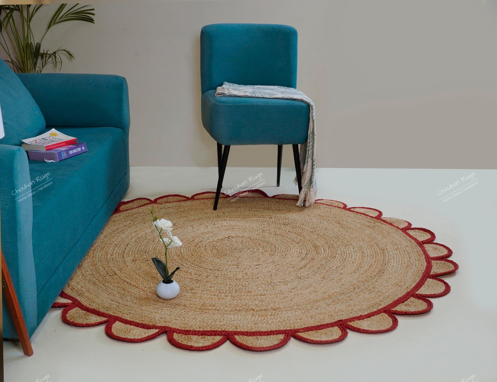 Hand Braided Scallop Jute rug with red border Vintage Home and Floor Decor Rugs
