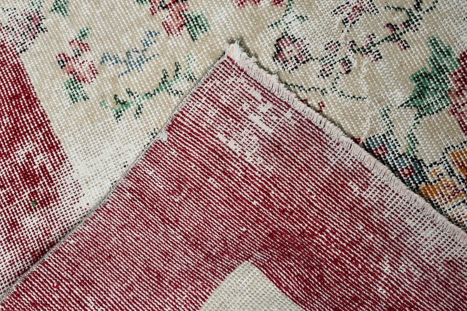 Vintage Large Rug, 5×8,5 ft Turkish Rug, Red Wool Rug