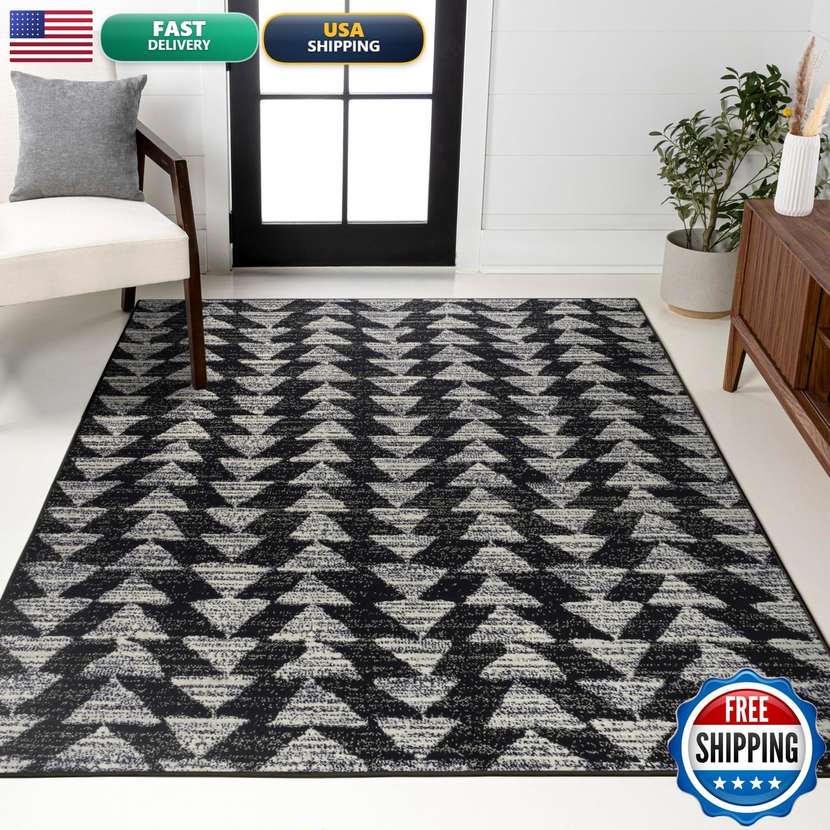 Jonathan Y Aisha Moroccan Triangle Geometric Black/Cream Indoor Area Rug 3X5