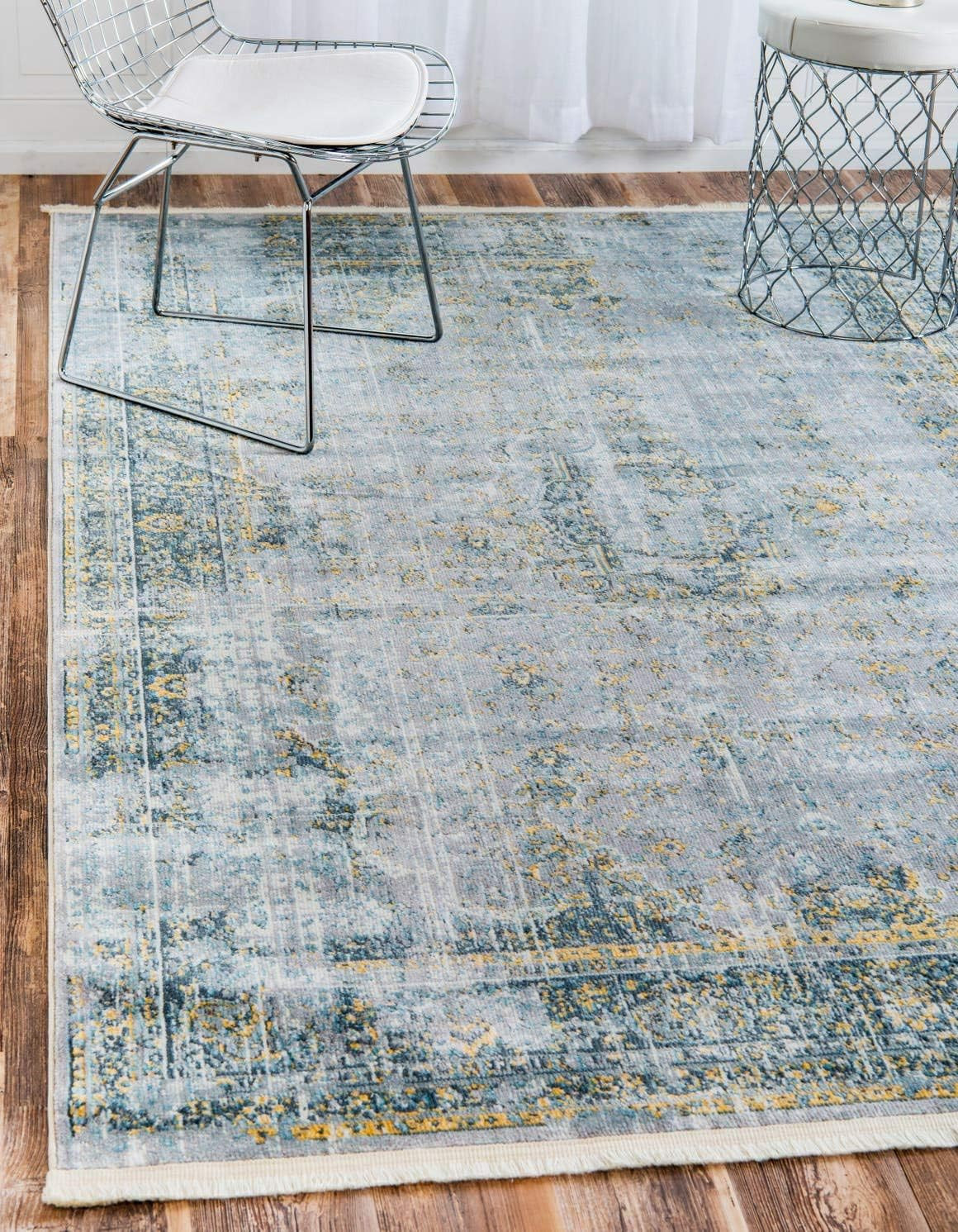 Vintage Distressed Area Rug in Gray/Blue, 5’5″ x 8’0″ – Baracoa