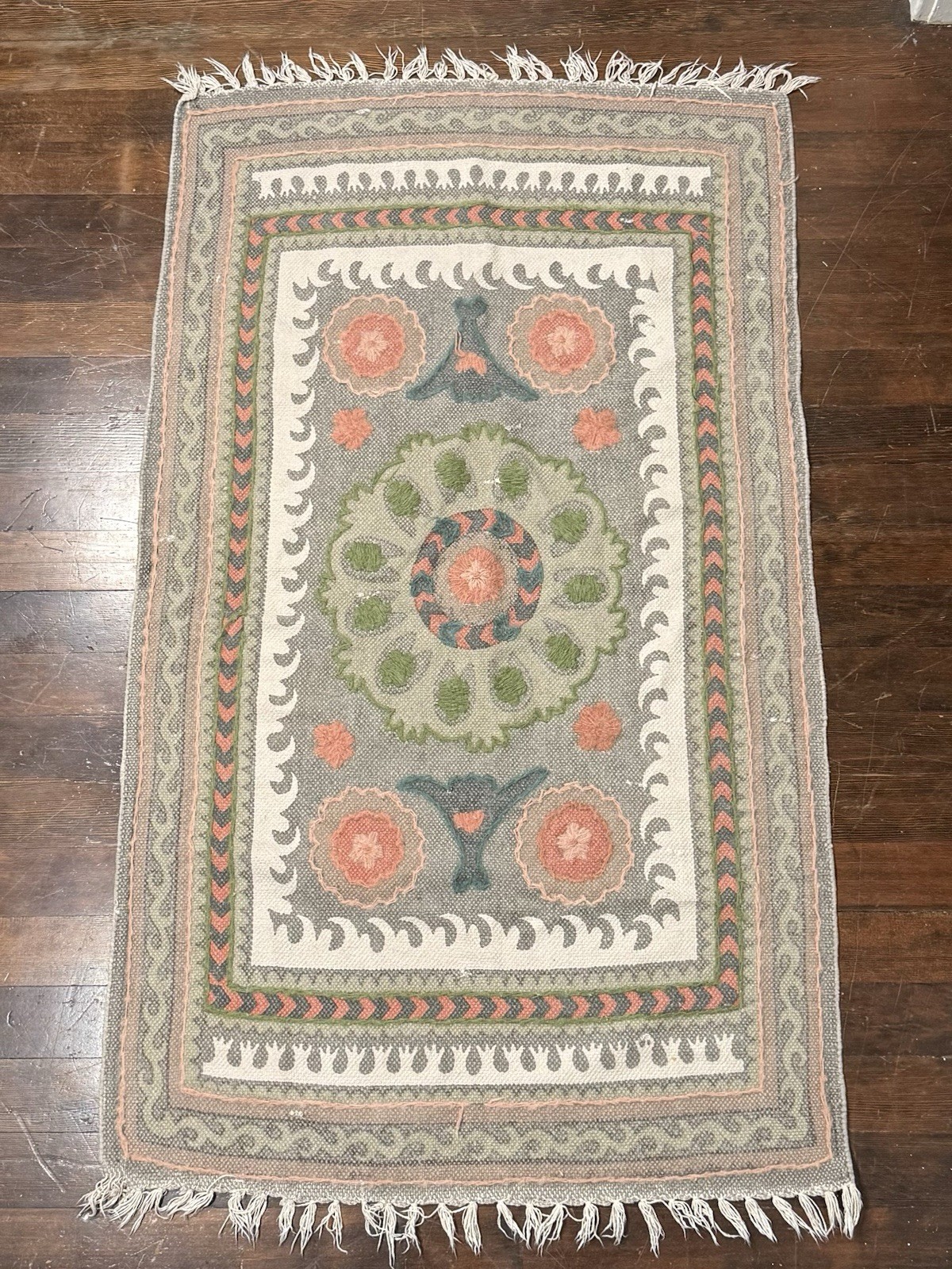 Vintage Hand Hooked Floral Accent Rug 35” x 60” Folk Art Scandanavian Rectangle