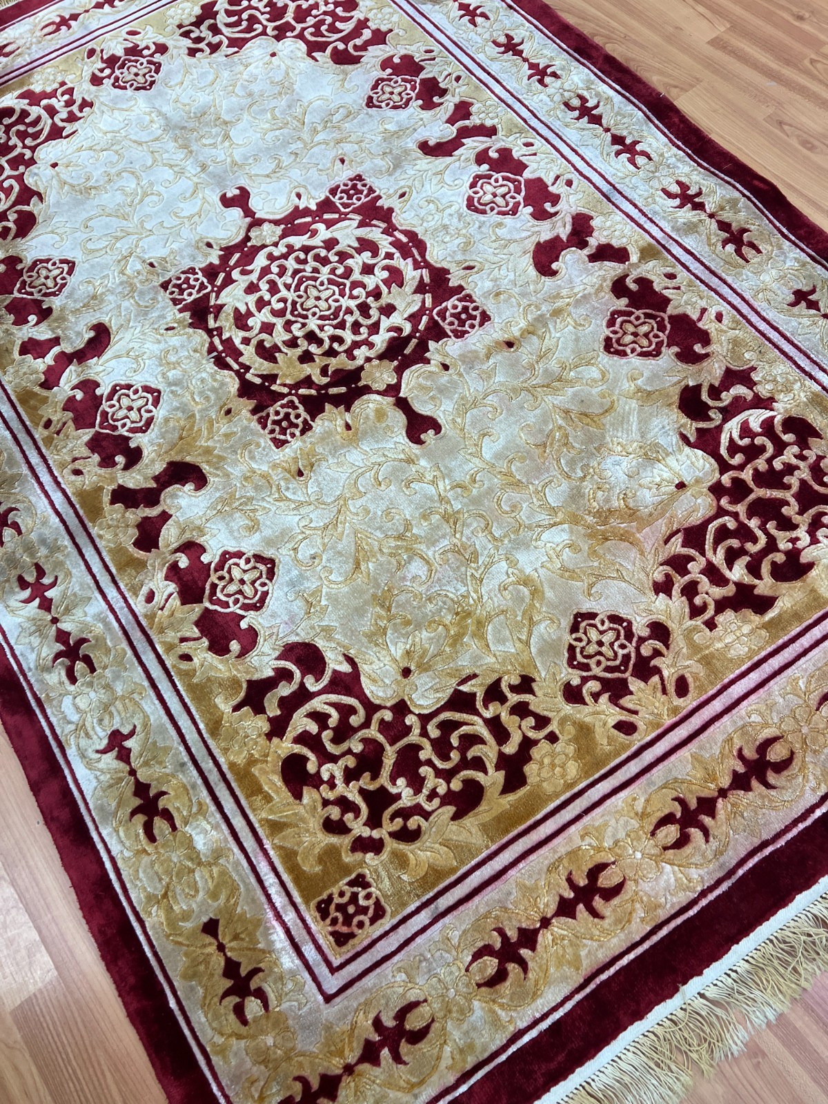 4′ x 6′ Chinese Art Deco Oriental Rug – Hand Made – 100% Silk