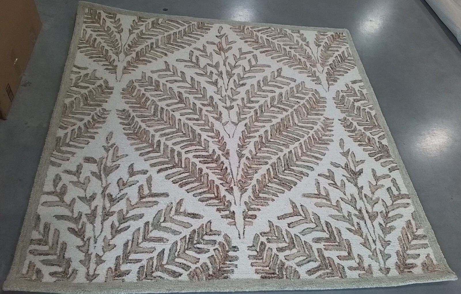 IVORY / BROWN 5′-0″ x 5′-0″ Back Stain Rug, Reduced Price 1172762233 CPR208T-5SQ