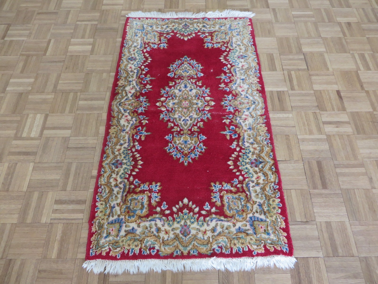 3 x 5’2 Hand Knotted Red Kirman Oriental Rug G16424