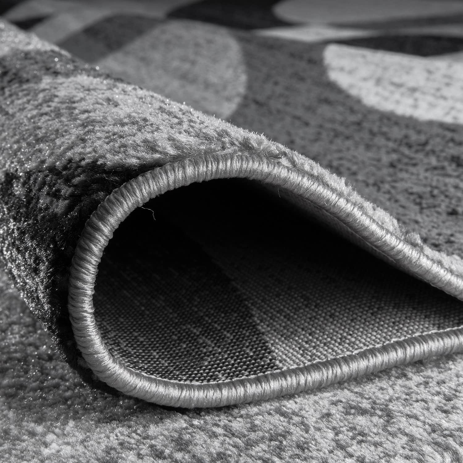 Abstract Circles Contemporary High Traffic Area Rug Gray 2′ x 3′