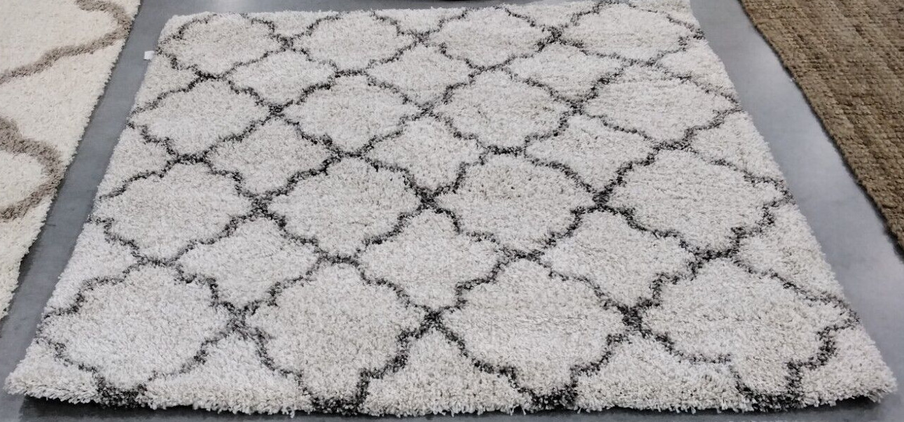 IVORY / GREY 5′-3″ X 5′-3″ Loose Thread Rug Reduced Price 1172726769 SGH282A-5SQ