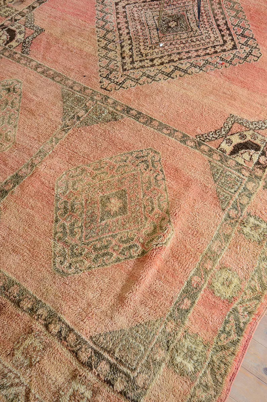 Large Berber Handmade Moroccan Rug Wool Area Rug For Living Room Carpet.