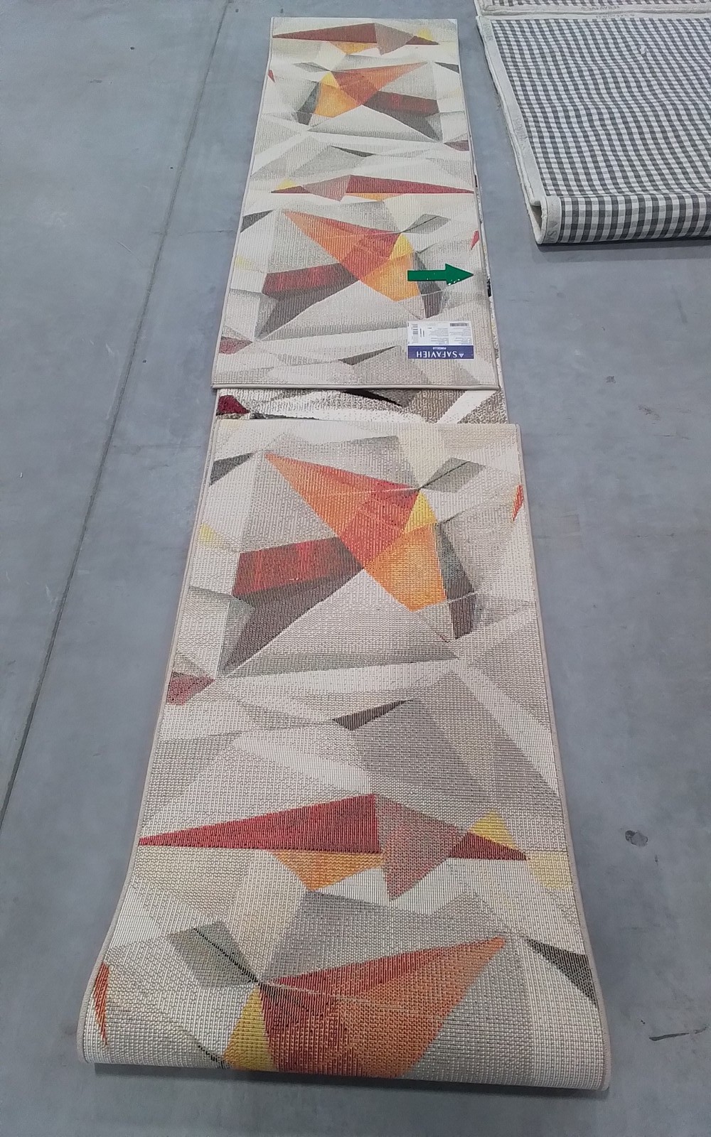 LGREY/ORANGE 2′-3″ x 22′-0″ Back Stain Rug Reduced Price 3172810045 PRL6940F-222