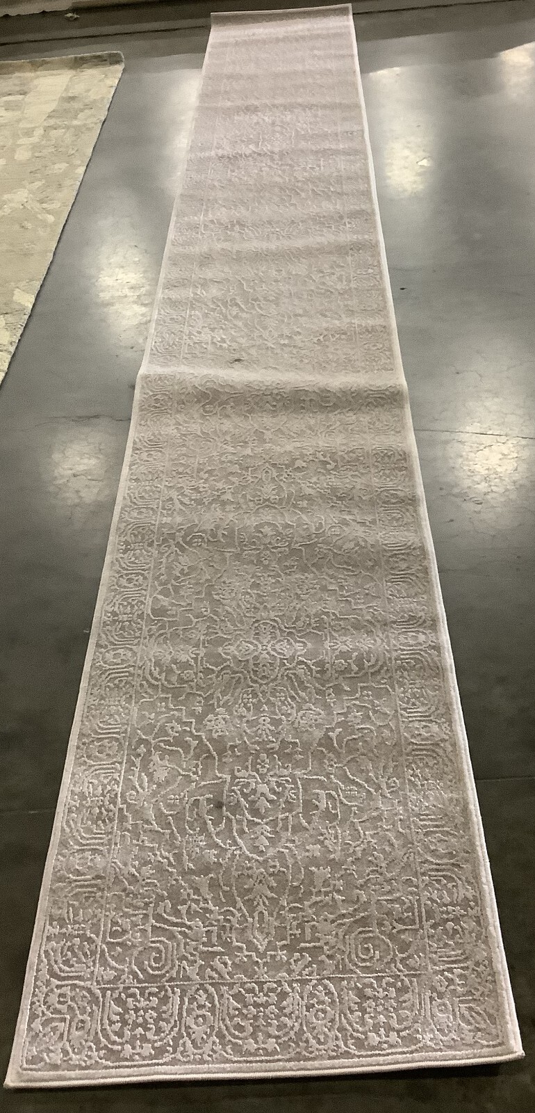BEIGE / CREAM 2′-3″ X 16′ Broken Thread Rug Reduced Price 1172674260 RFT670A-216