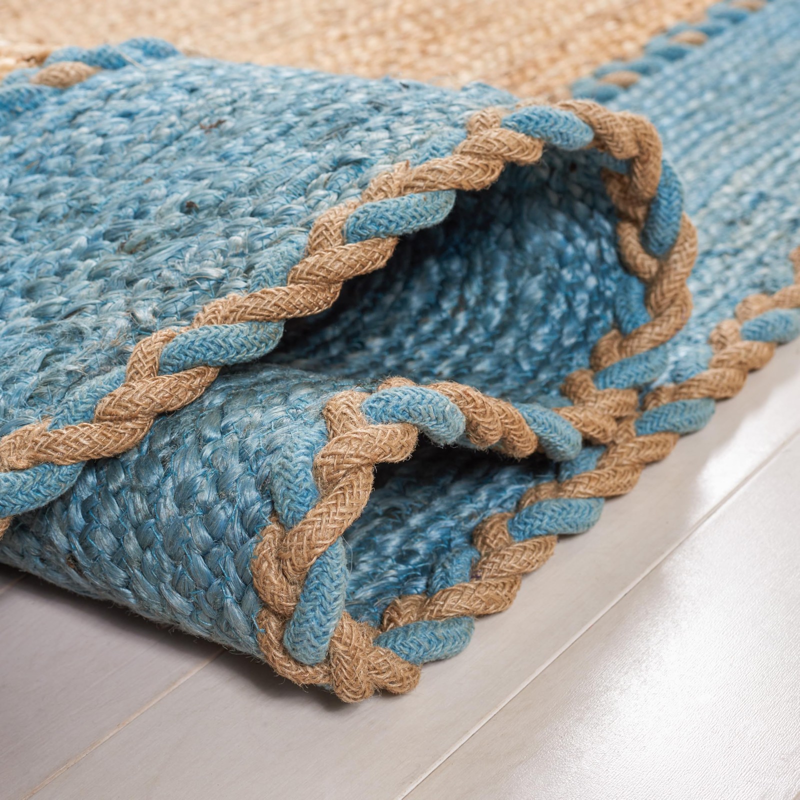 Natural Fiber Collection Area Rug – 4′ x 6′ Oval, Natural & Blue, Handmade Ju…