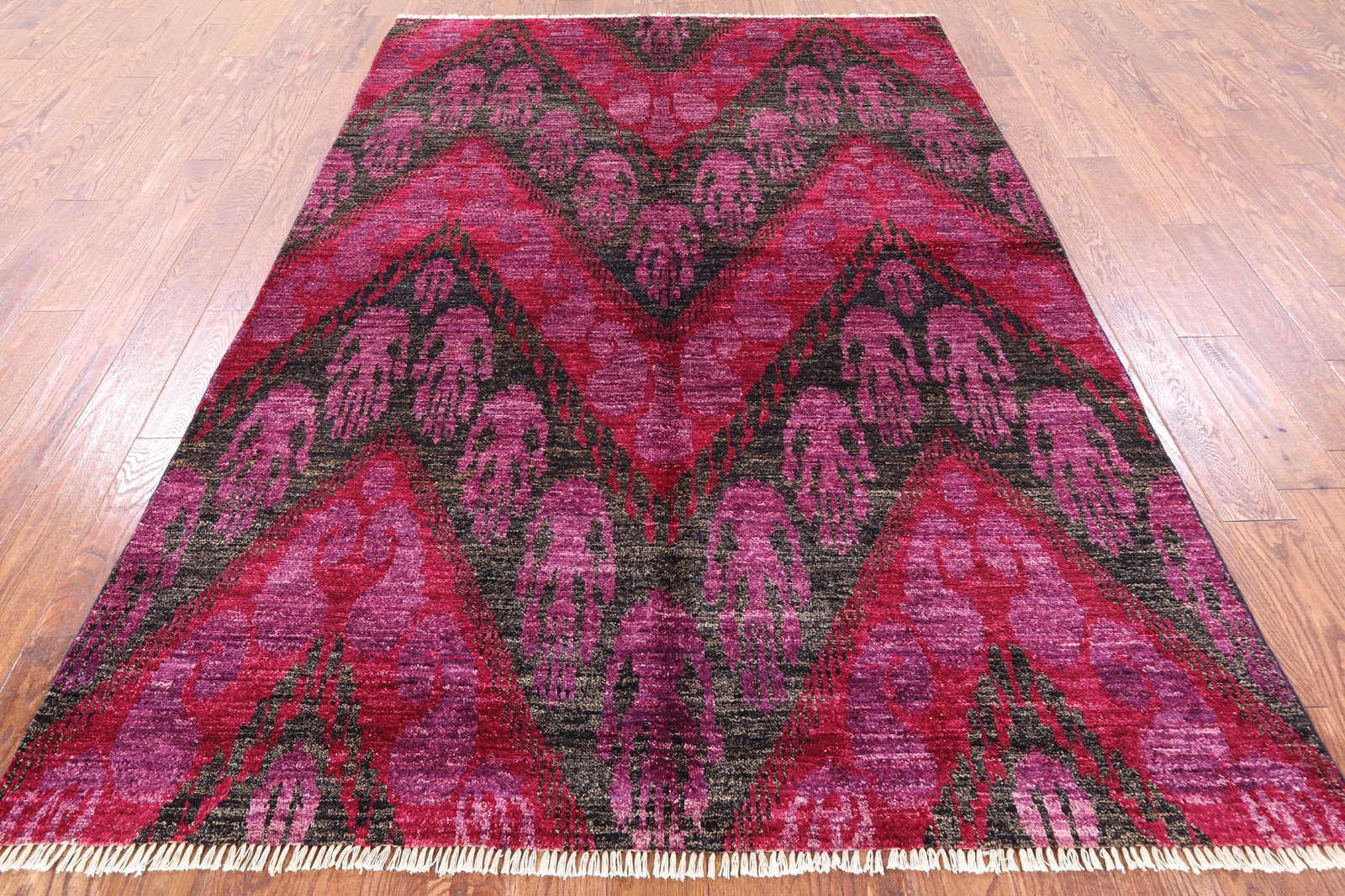 5′ 10″ X 8′ 10″ Ikat Hand Knotted Wool Area Rug – P6425