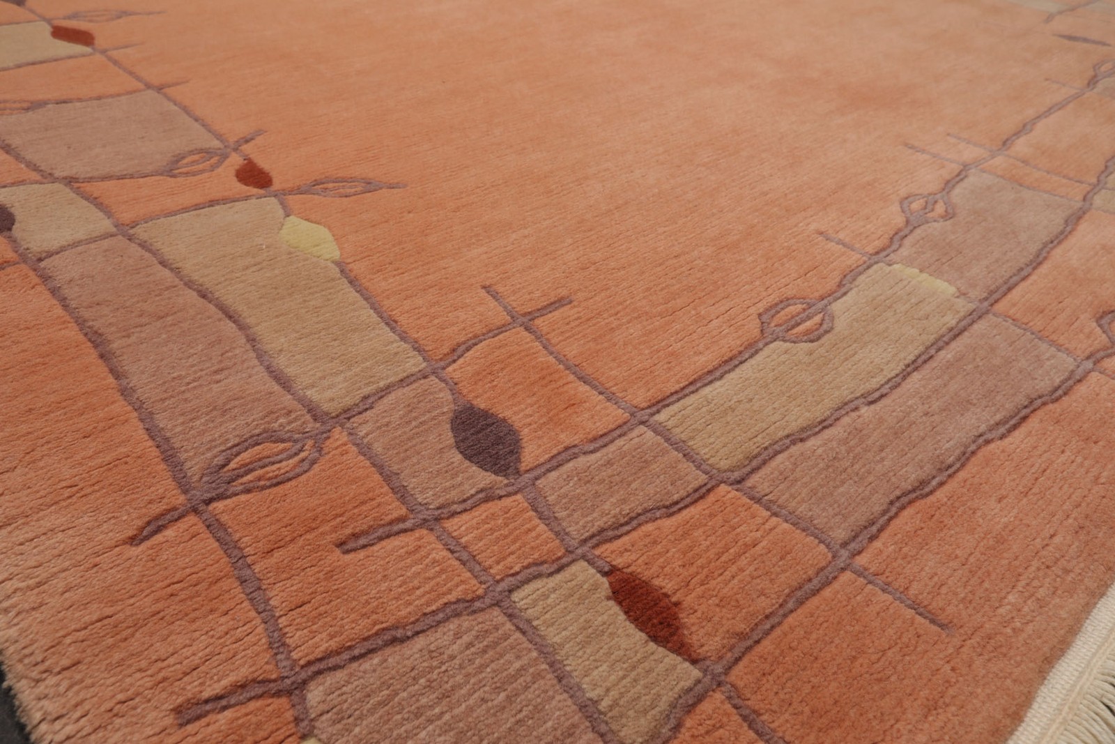 5’8”x7’10” Hand Knotted New Zealand Wool Blush Tibetan Art Deco Rug
