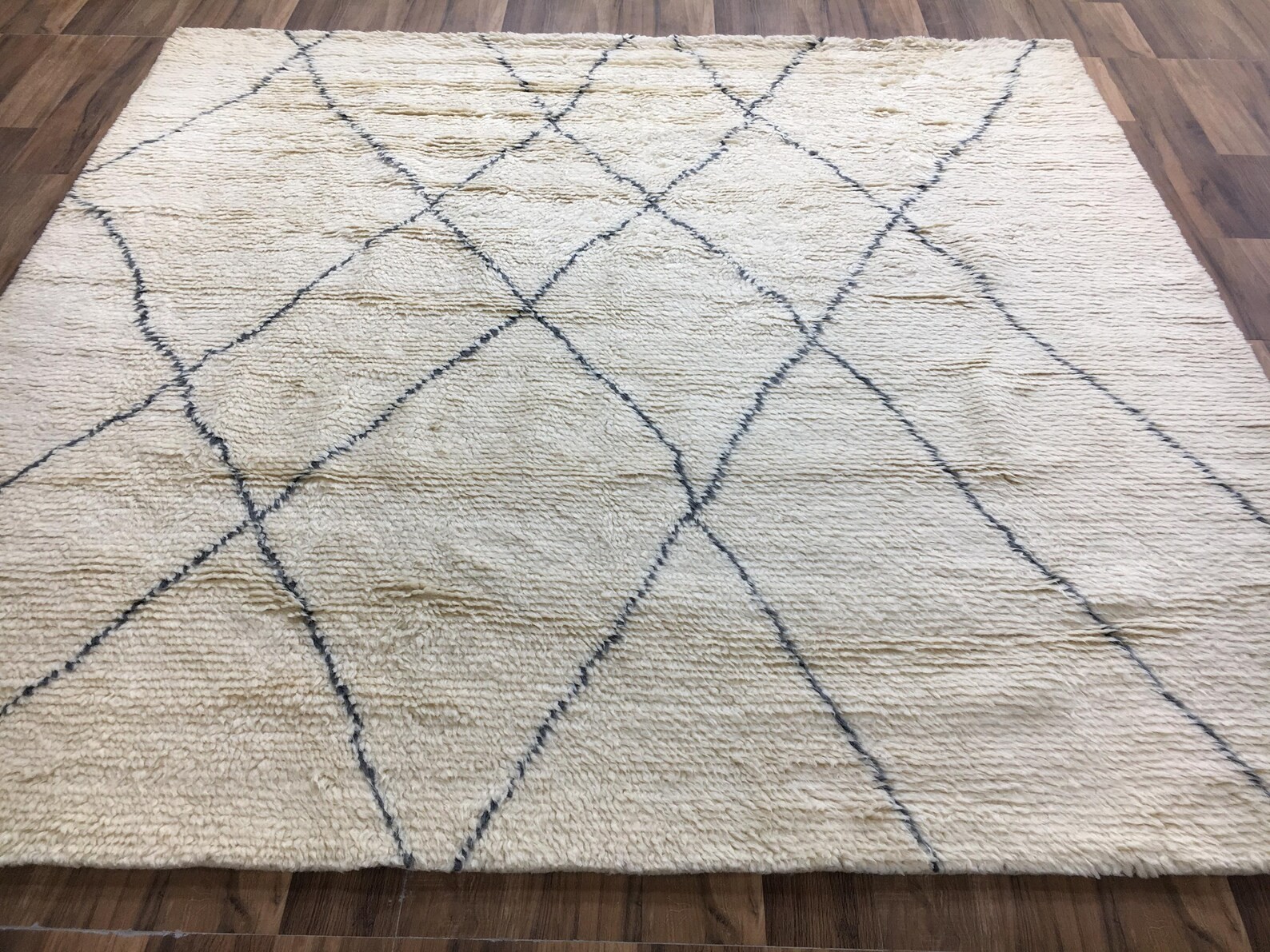 Handmade Moroccan Rug 8×8 – Beni Ourain Wool Berber Carpet, Authentic Shaggy Con