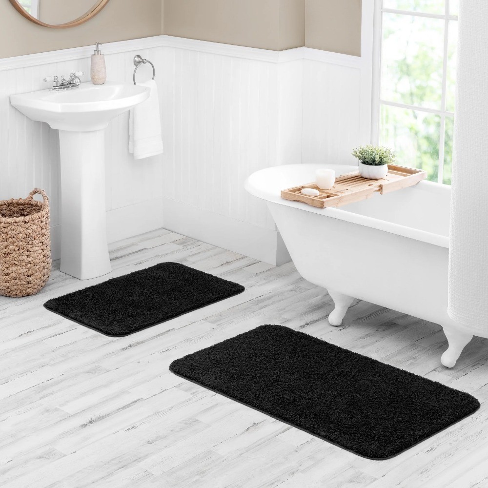 Black Basic Polyester Bath Mat Rug Non-Slip Absorbent 20×32 Inches