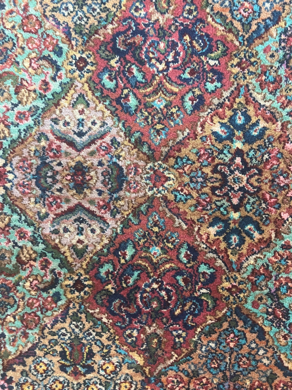 4’4″ x 6’1″ Karastan Kirman Panel Design Oriental Rug – Full Pile – Made in USA