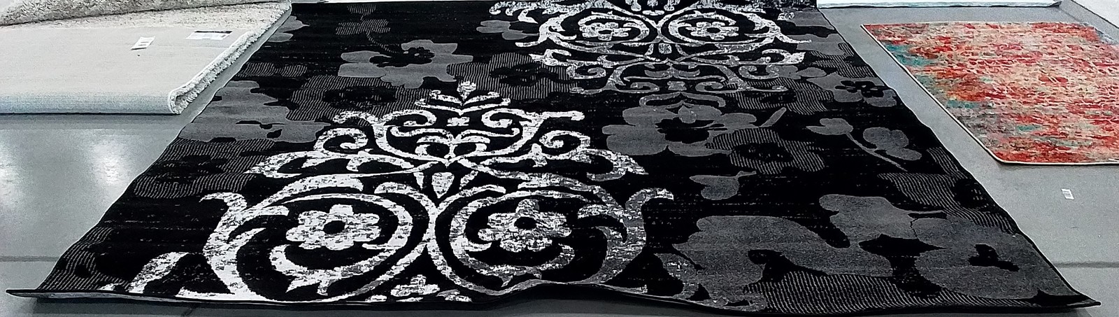 BLACK / SILVER 11′-0″ x 11′-0″ Flaw in Rug Reduced Price 1172789052 ADR114A-11SQ