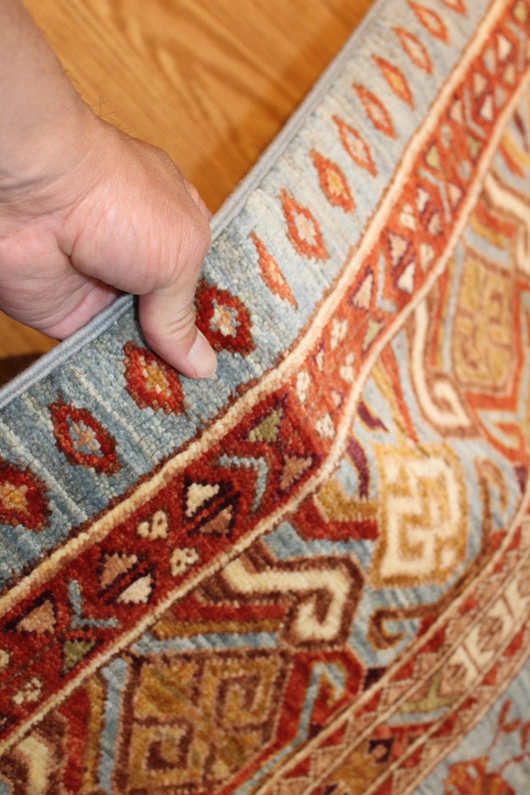 Fine Quality Genuine Handmade Hand Knotted Oriental Rug 6′ x 9′ Vegetable Dyed