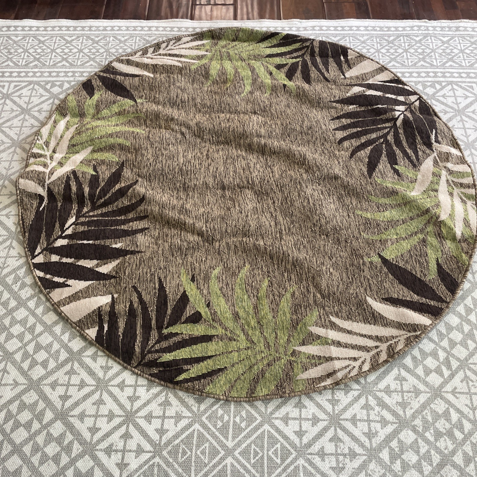 5’3″ Round Area Rug GAD Island Breeze Collection Gold Chocolate
