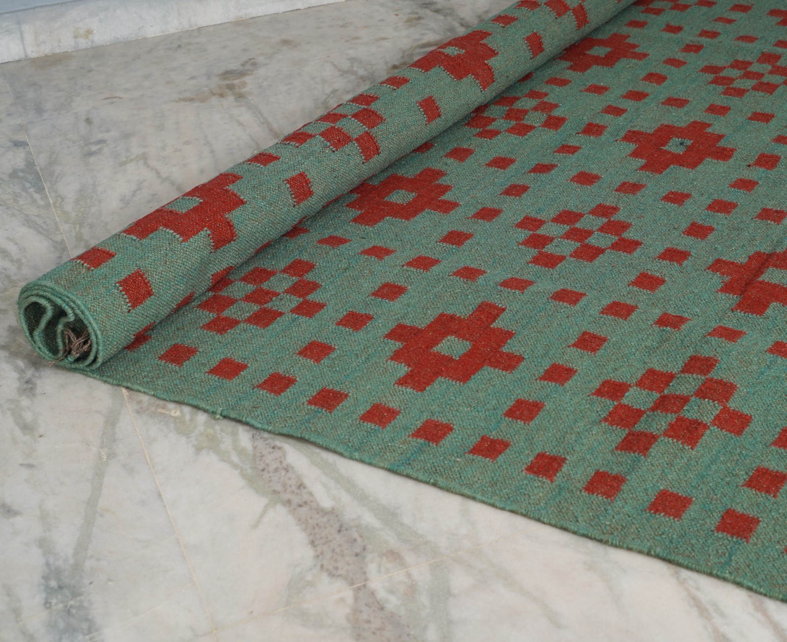Handwoven Rug, Geometric Jute Rug Living Room – Bedroom Rug Sage Green & Red