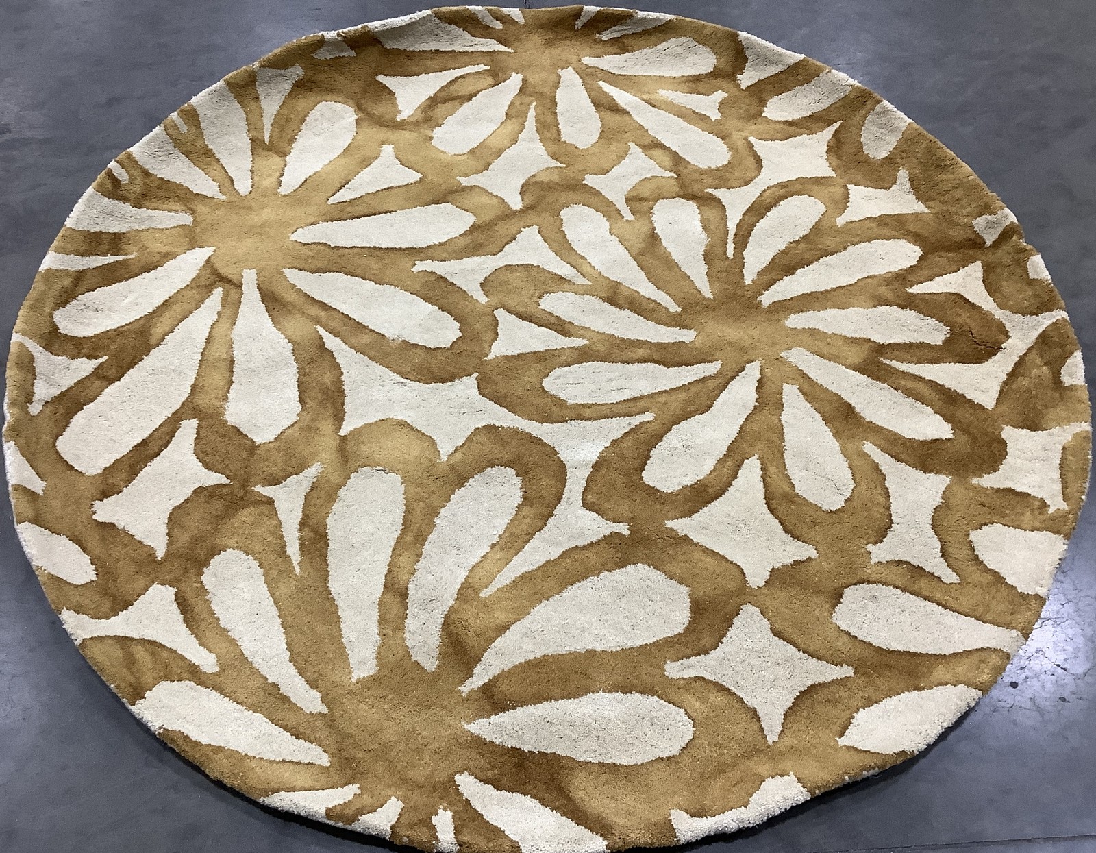 BEIGE / GOLD 5′-0″ x 5′-0″ Broken Thread Rug Reduced Price 1172685868 DDY527M-5R