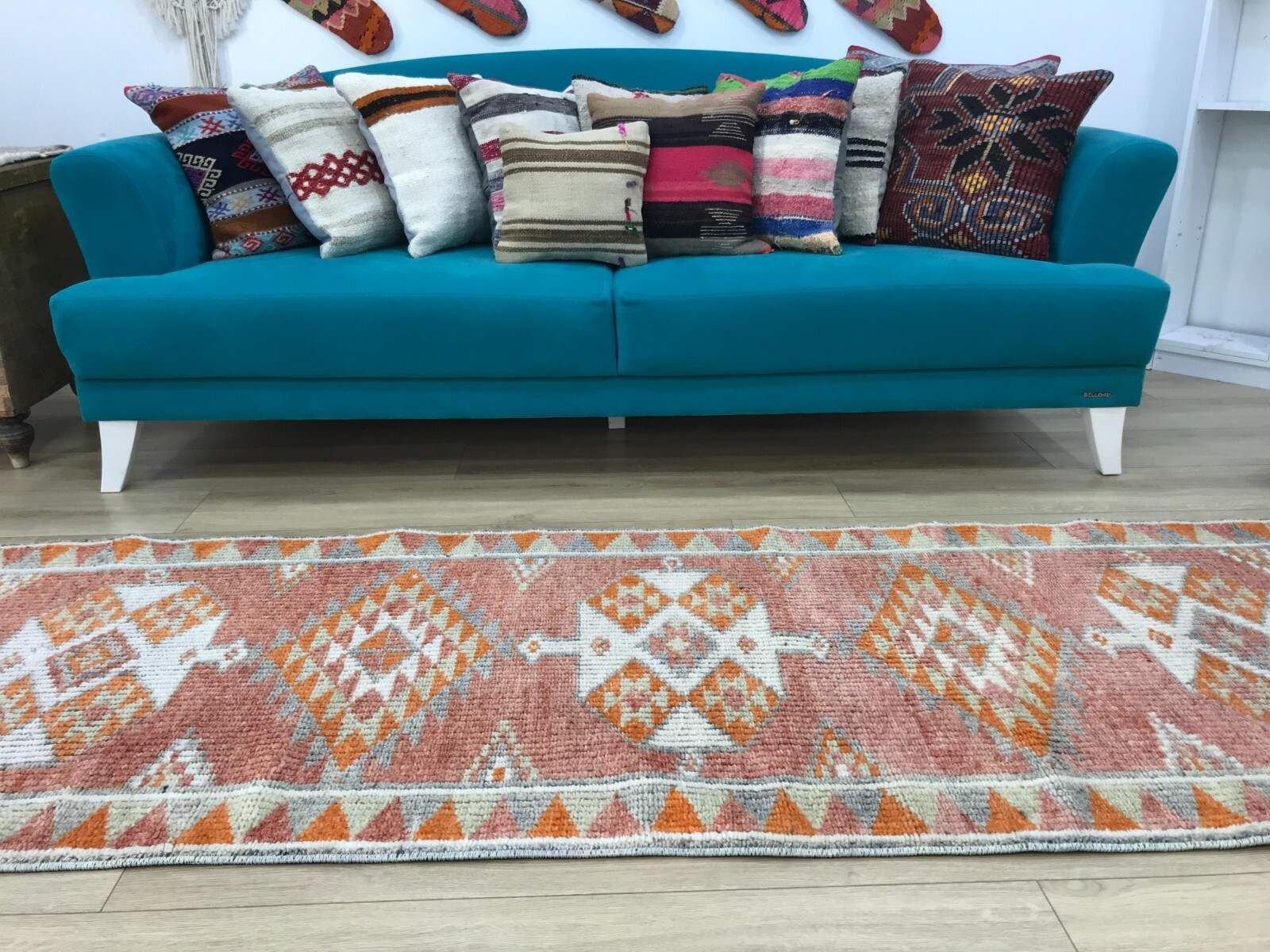 Herki turkish rug, Faded color rug, Vintage rug, Bohemian rug, 2.8 x 12.2 ft