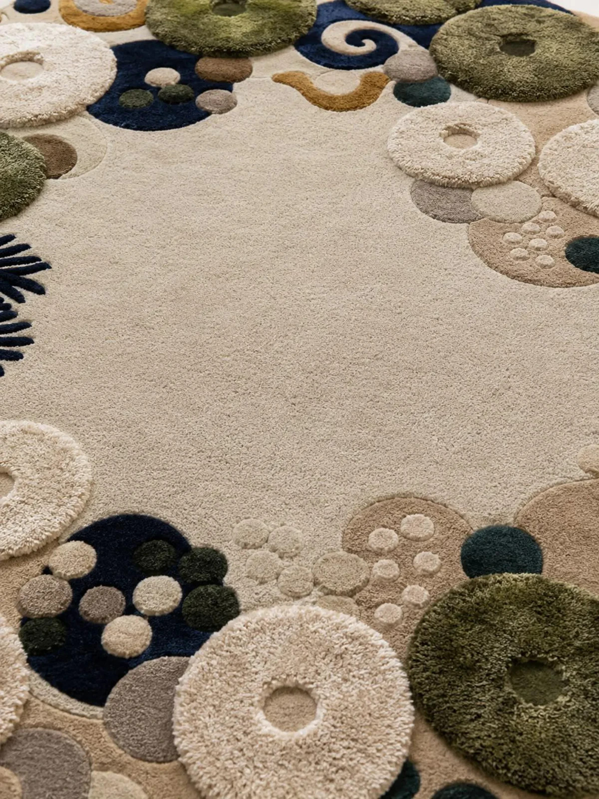 Modern Organic Tufted Area Rug, Moss-Inspired Abstract Carpet, Handmade wool rug