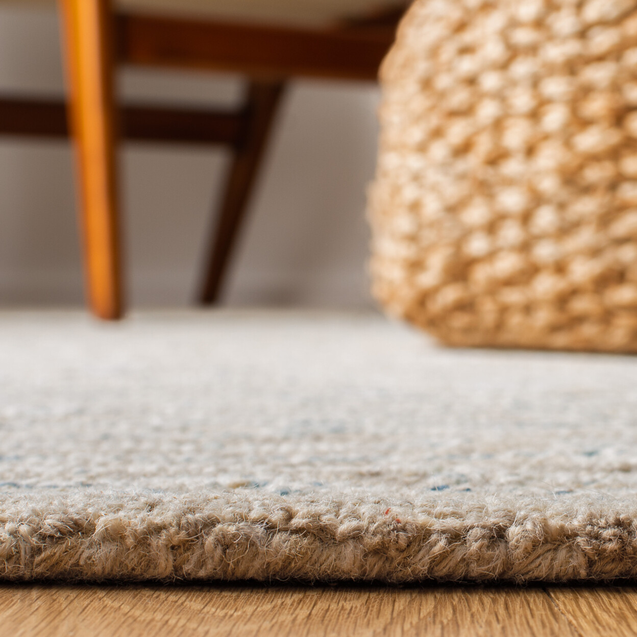 SAFAVIEH Micro-Loop MLP178F Light Grey / Ivory Rug