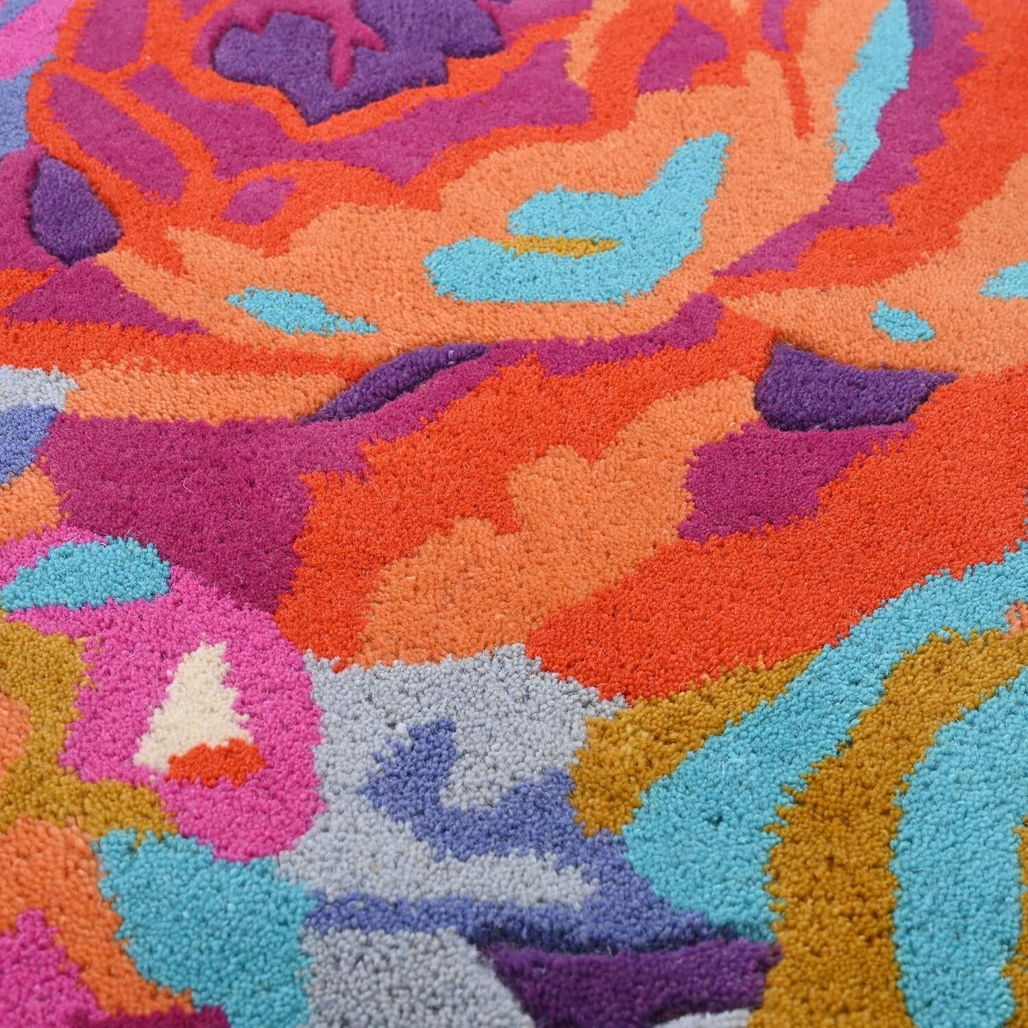 Rose Floral Wool Rug | Modern Rug | Tufted Wool Area Rug | Designer wool Rug