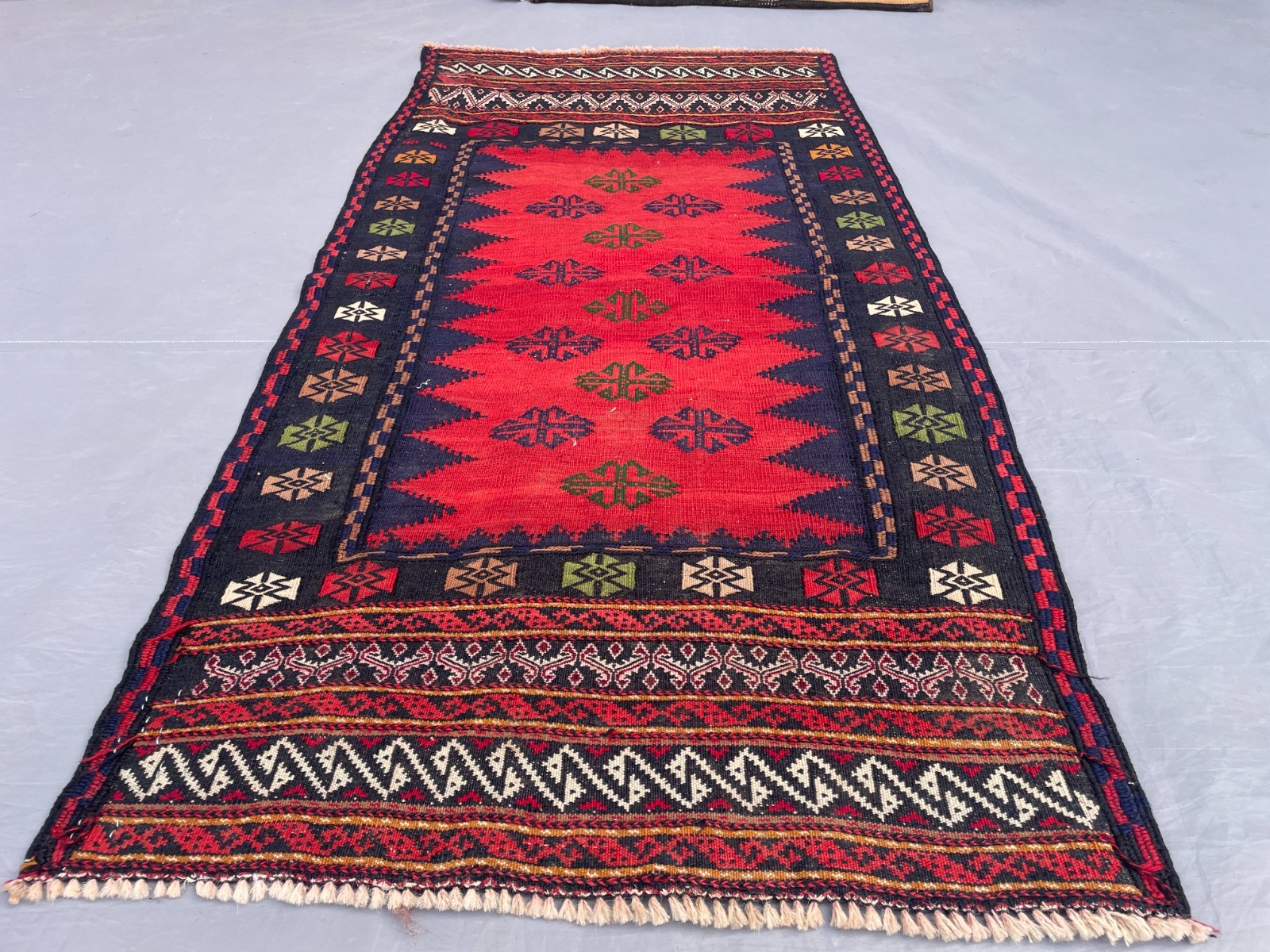2’3 x 4’5 Ft Bold Afghan Tribal Kilim Rug Red Navy Floral Flatweave Wool Carpet