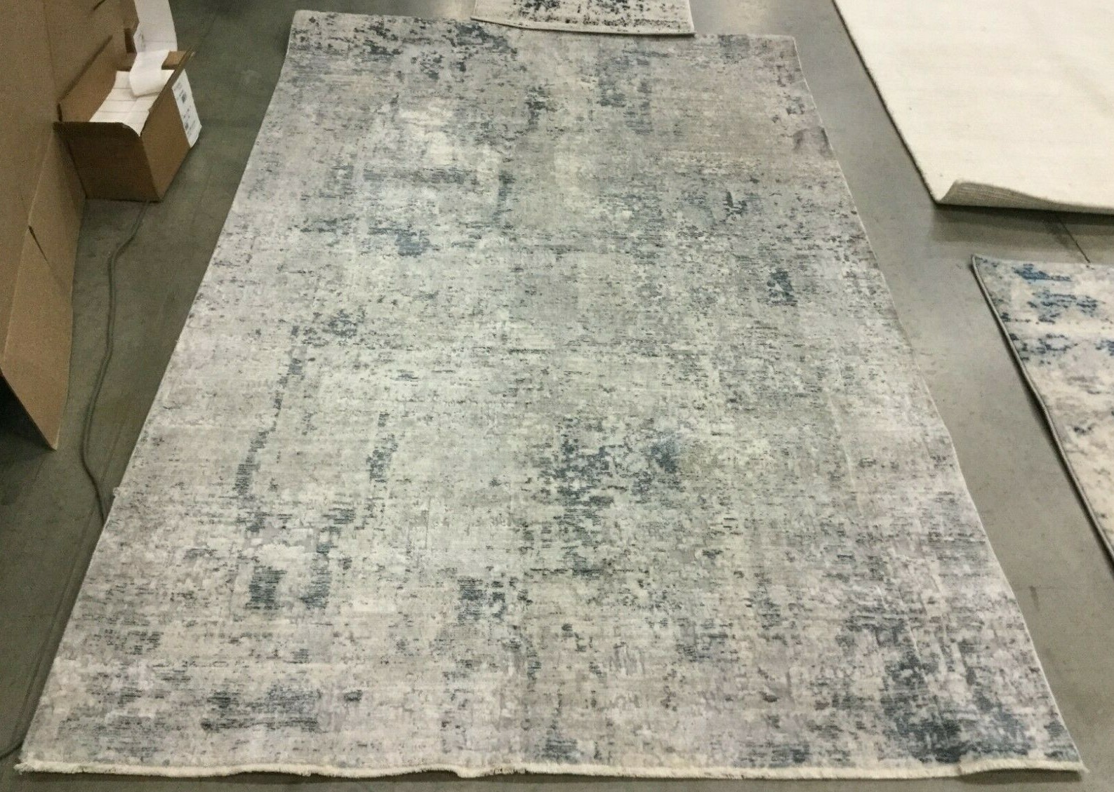 GREY / BLUE 5′ X 8′ Stained Rug, Reduced Price 1172632567 WNTB355F-5