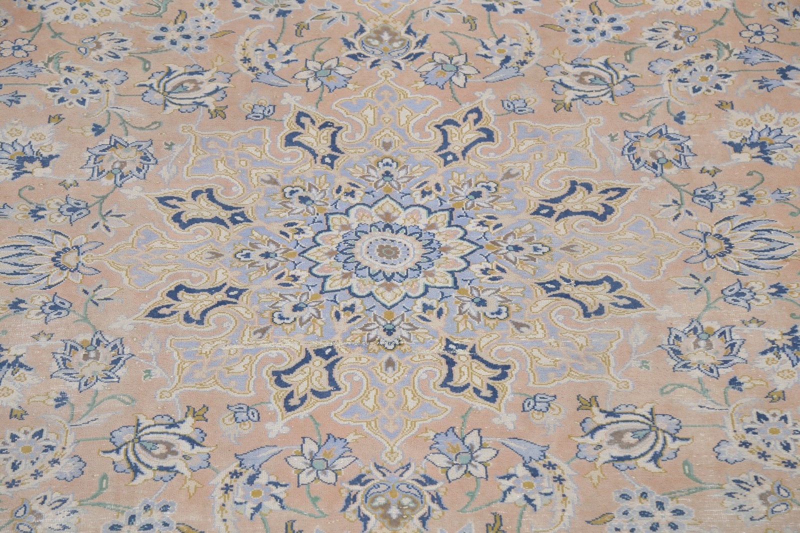 Muted Distressed Traditional Style Living Room Rug 10×13 ft Hand-knotted Wool