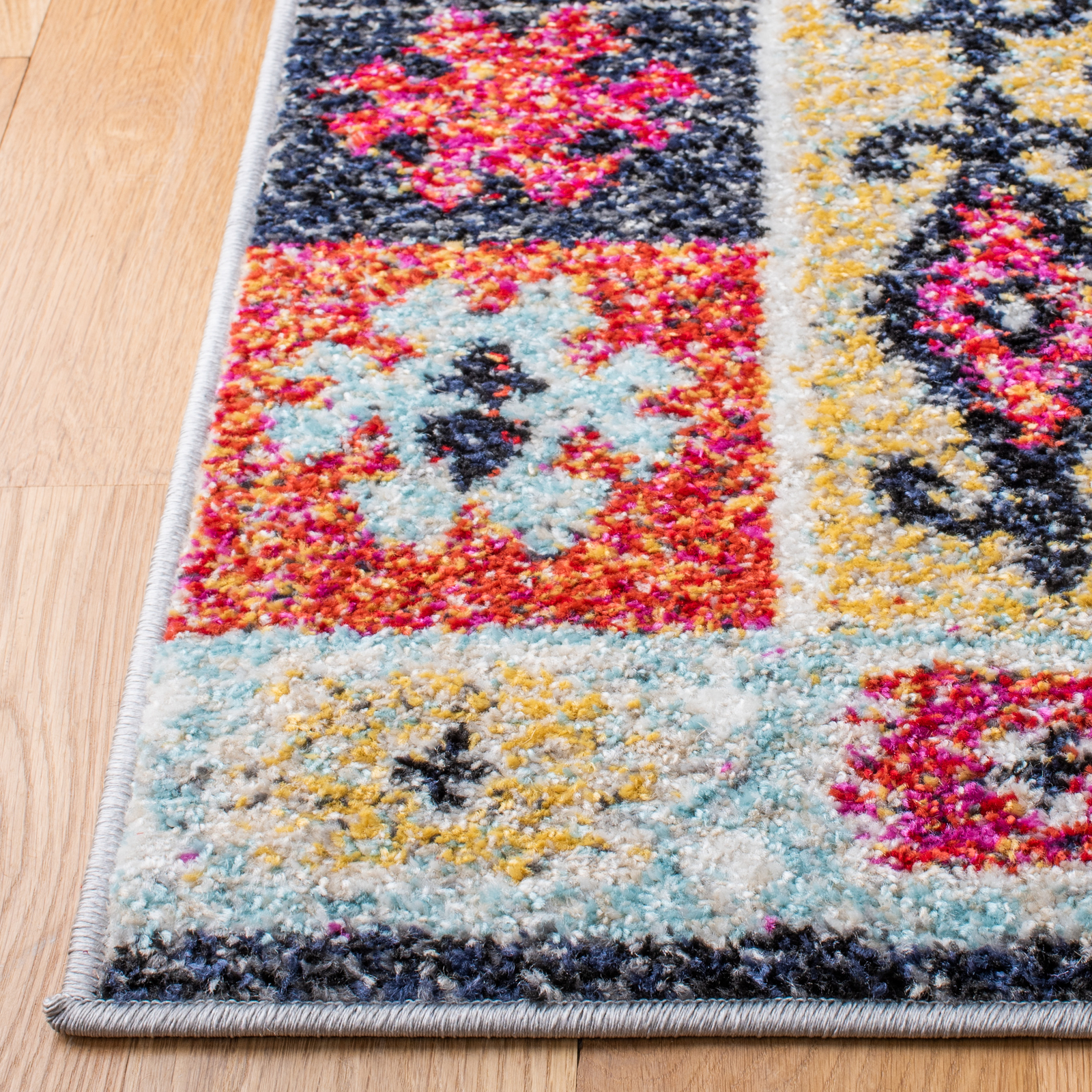 Safavieh Adirondack AQUA / FUCHSIA 4′ X 6′ Area Rug – ADR224J-4