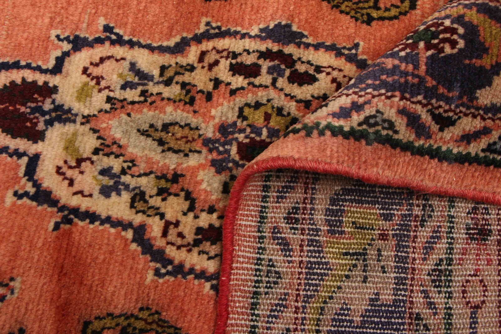 Vintage 2’4″ x 5’4″ Traditional Hand Knotted Vegetable Dye Wool Area Rug