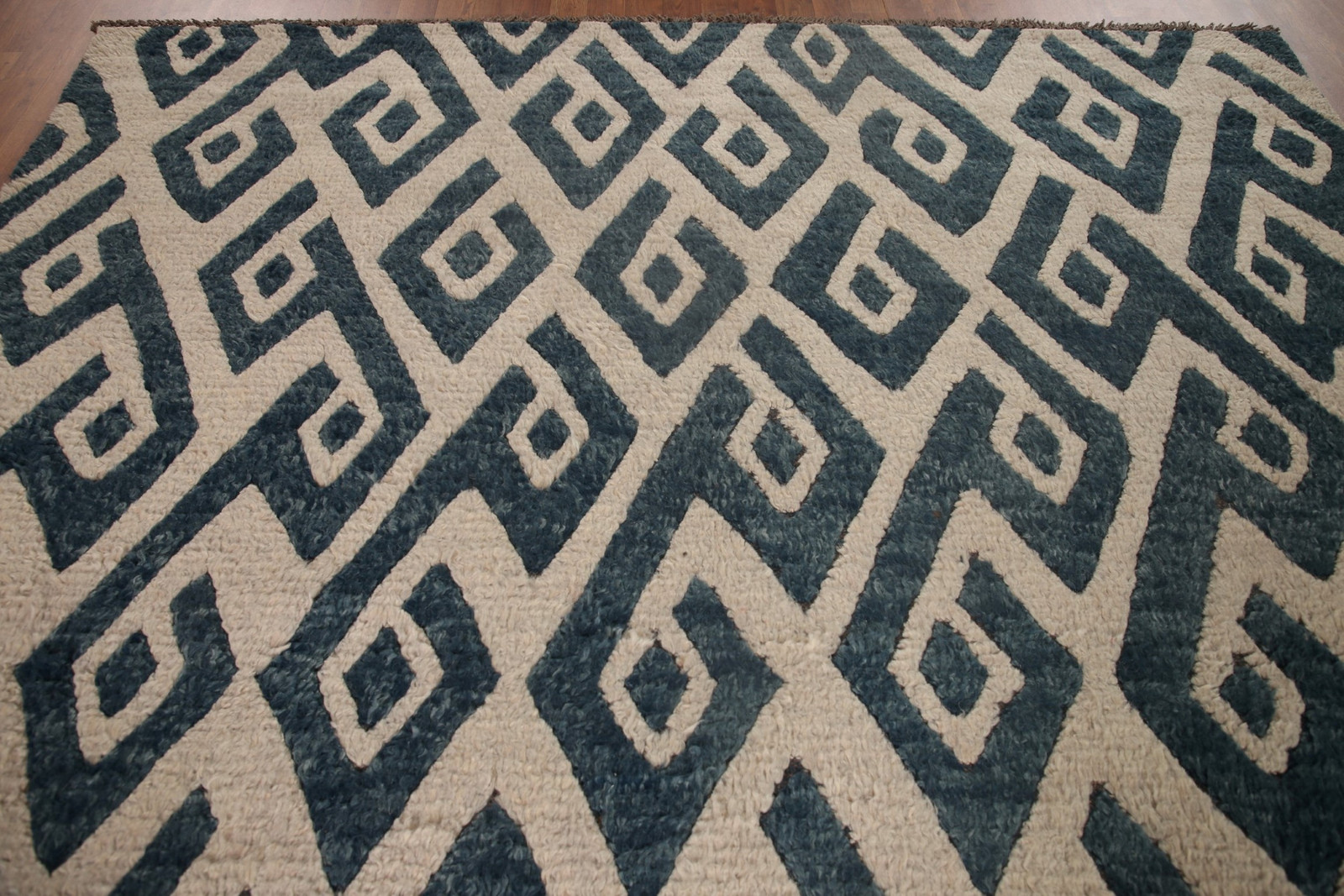Ivory/ Blue Moroccan Shaggy Oriental Rug Wool Handmade Room Size Carpet 8×10