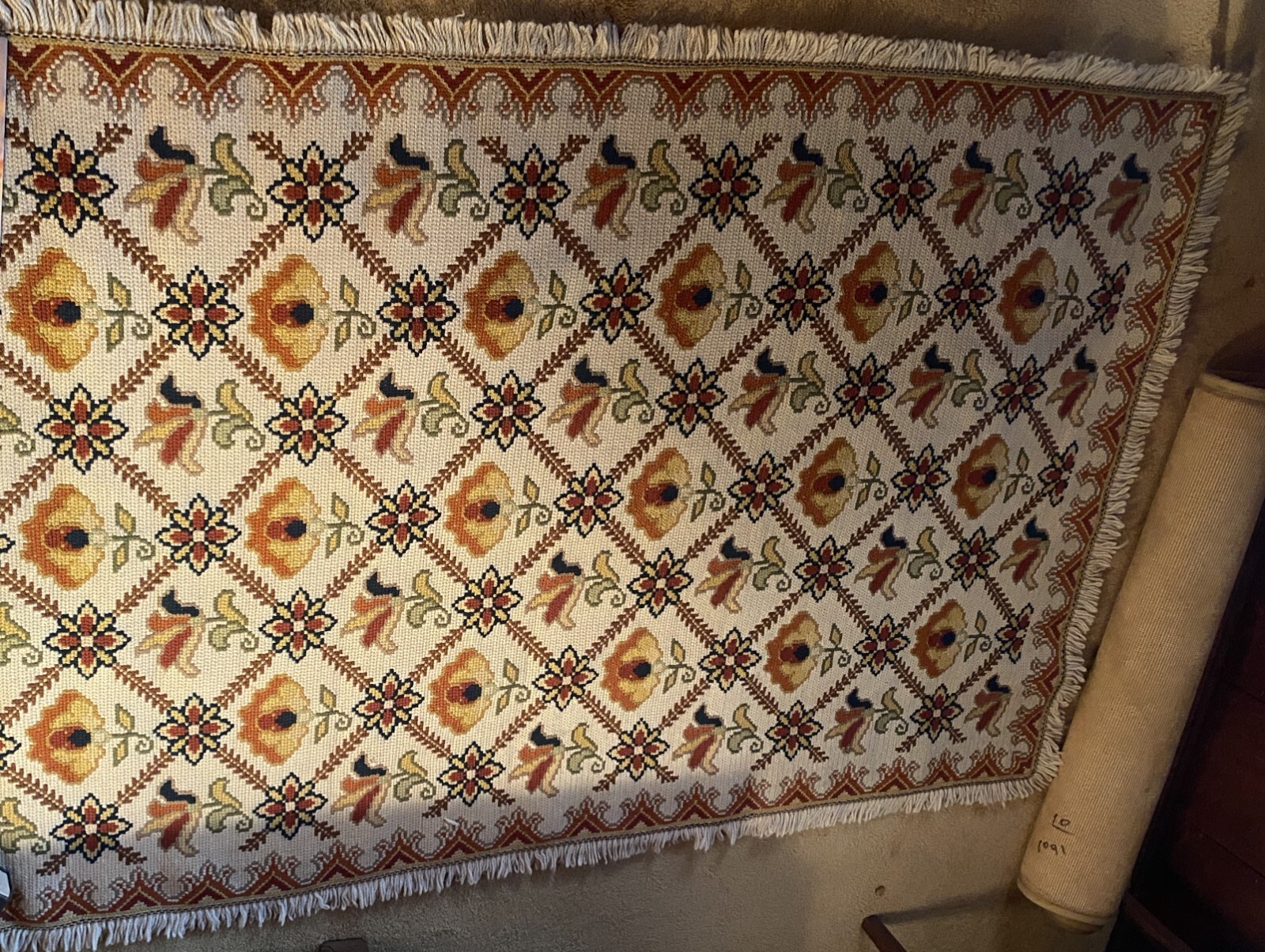 ARRAIOLOS PORTUGAL HANDMADE WOOL AREA RUG