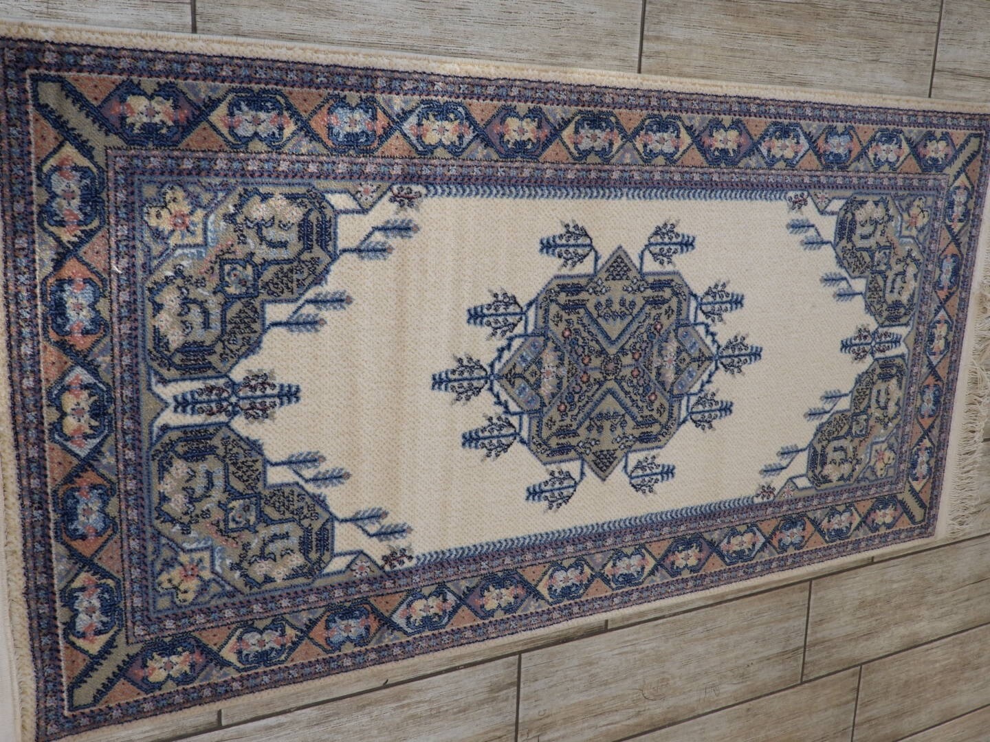 Oriental Medallion Design Wool Machinemade Rug 80×160 Cm